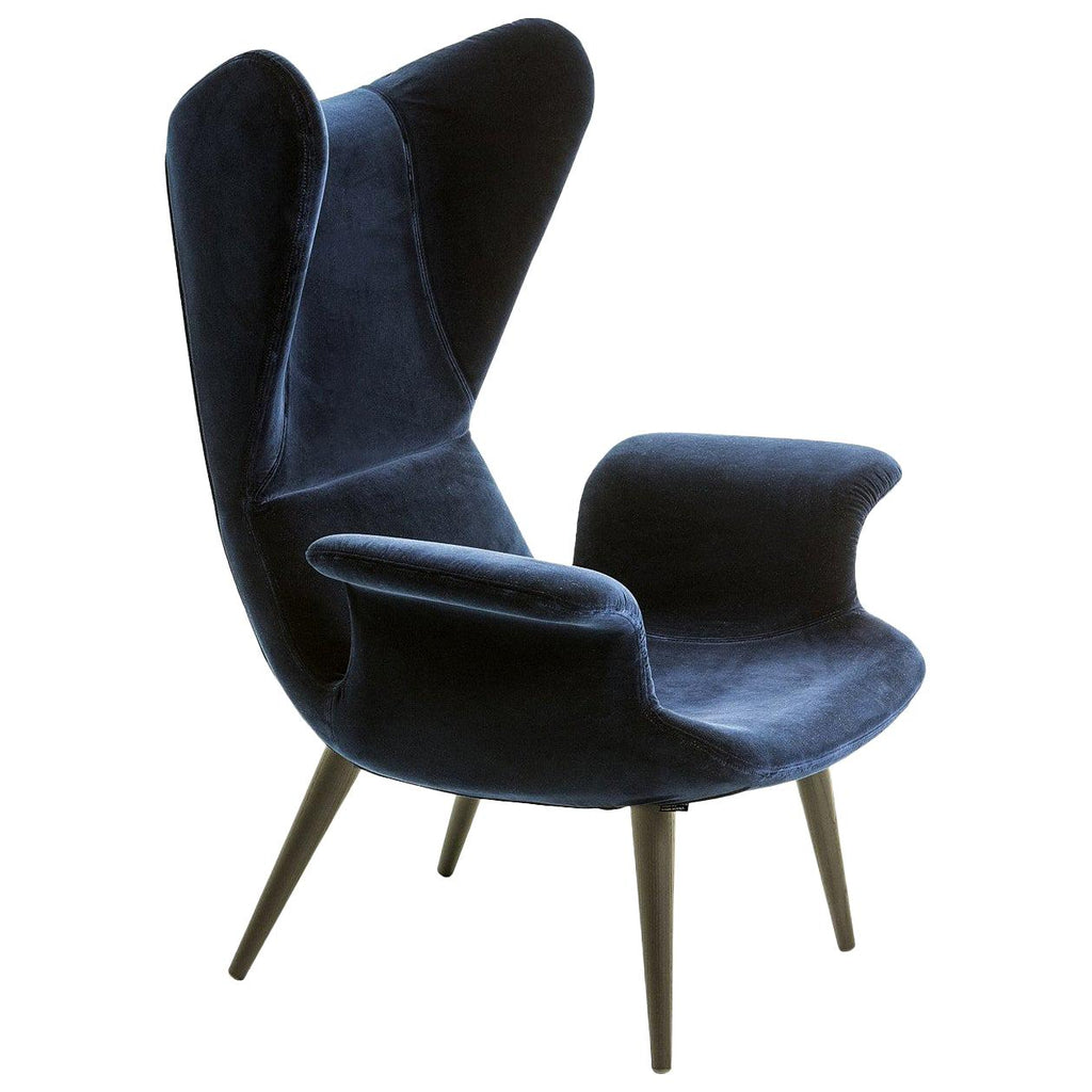 https://a.1stdibscdn.com/longwave-fabric-or-leather-high-back-armchair-by-moroso-for-diesel-for-sale/1121189/f_97320831584617869559/9732083_master.jpg