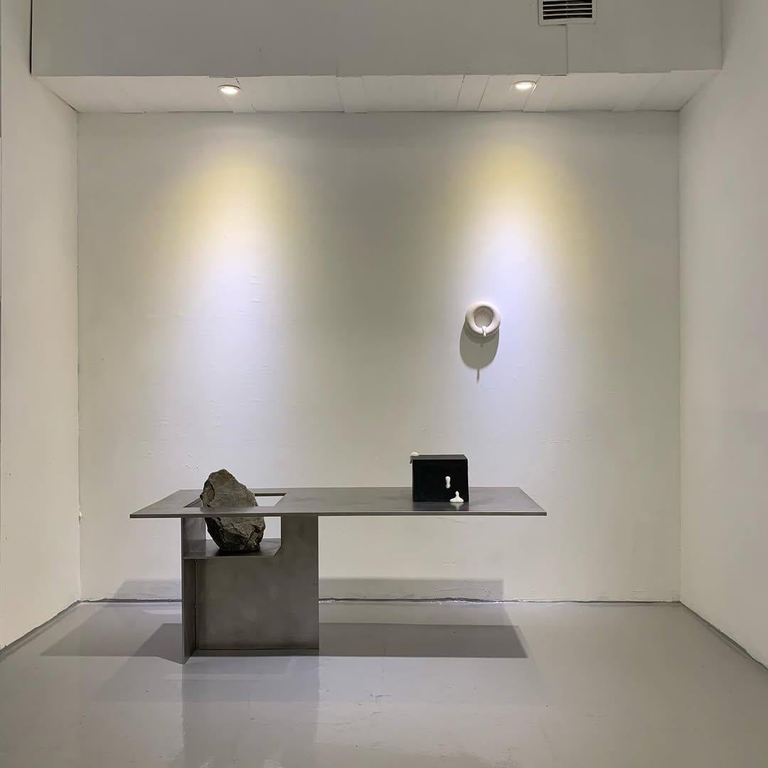 https://a.1stdibscdn.com/contemporary-block-form-stainless-steel-table-with-natural-stone-by-lee-sisan-for-sale-picture-12/f_12192/f_380117421745563762197/98294086_195197391544503_7802125512312156331_n_master.jpg