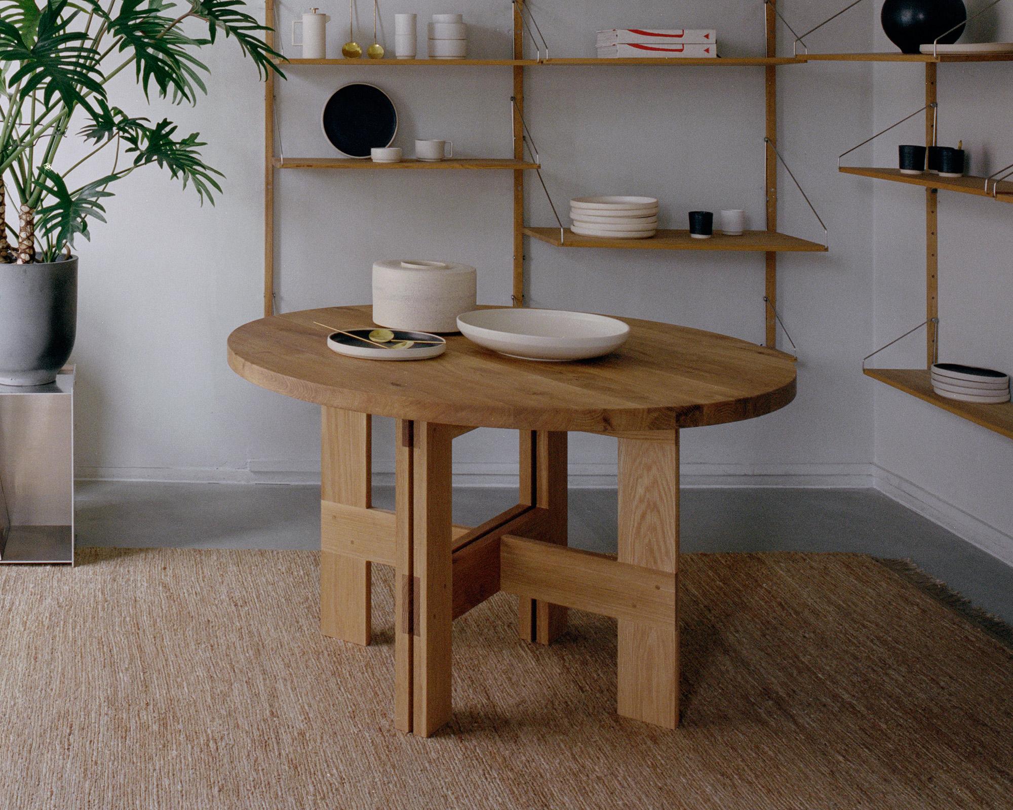 https://a.1stdibscdn.com/contemporary-table-round-120-for-sale-picture-3/f_36781/f_158084611565776567678/994_1ace849636_farmhouse_trestle_table_by_frama_1_original_master.jpg