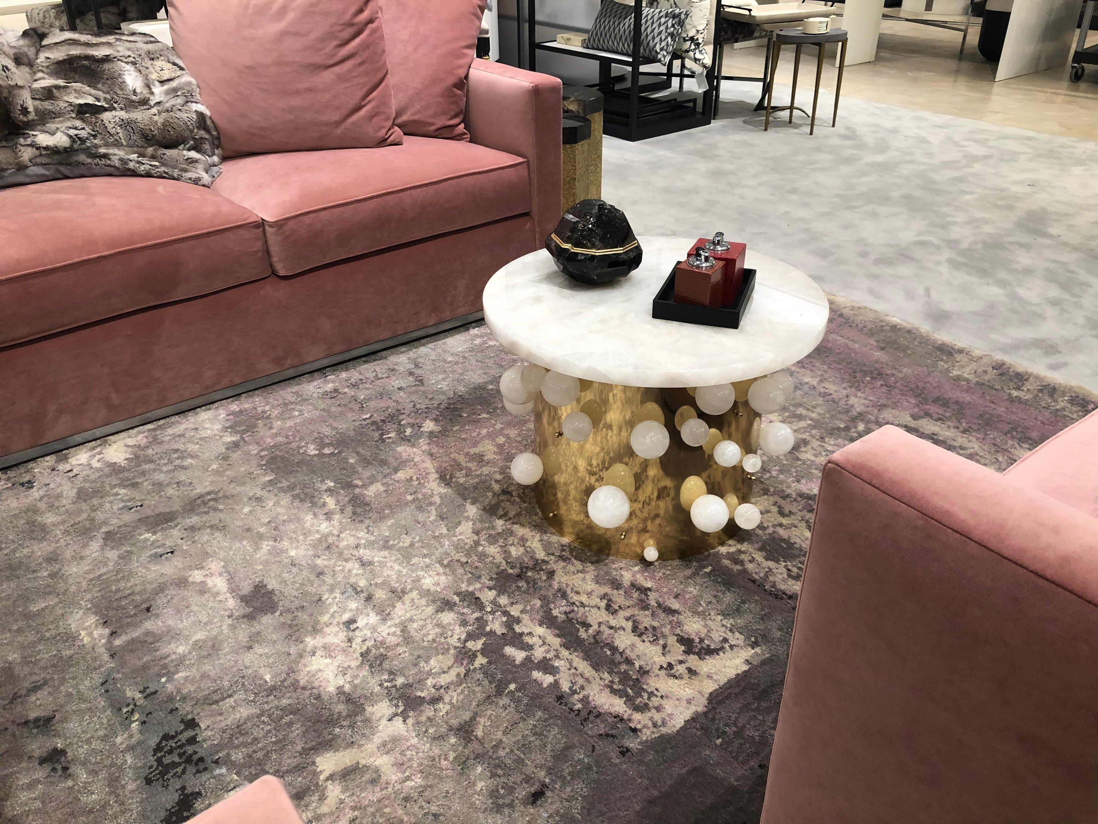 https://a.1stdibscdn.com/bubble-rock-crystal-cocktail-table-by-phoenix-for-sale-picture-5/f_9750/f_97754011542732673783/9D44A784_F974_47E1_BD28_C4EC5D078E64_master.jpeg