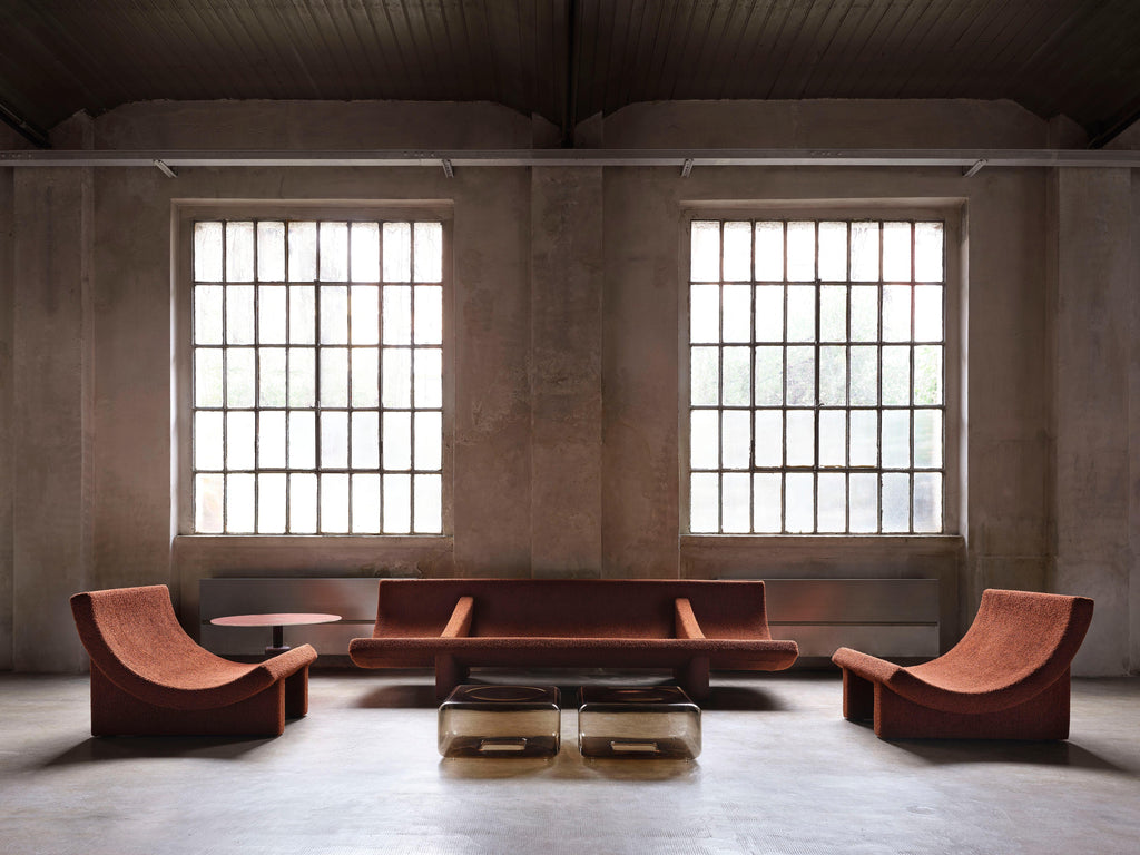 https://a.1stdibscdn.com/customizable-acerbis-trench-sofa-by-philippe-malouin-for-sale-picture-3/f_44652/f_450112021747160086746/9_Acerbis_NewCollection_2025_AlbertoStrada_master.jpg