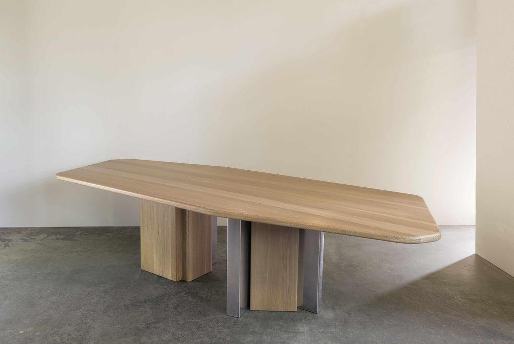 https://a.1stdibscdn.com/diamond-table-white-oak-polished-aluminum-double-pedestal-base-simon-johns-for-sale-picture-3/f_26473/f_171847911576014159631/9_foot_double_column2_master.jpg
