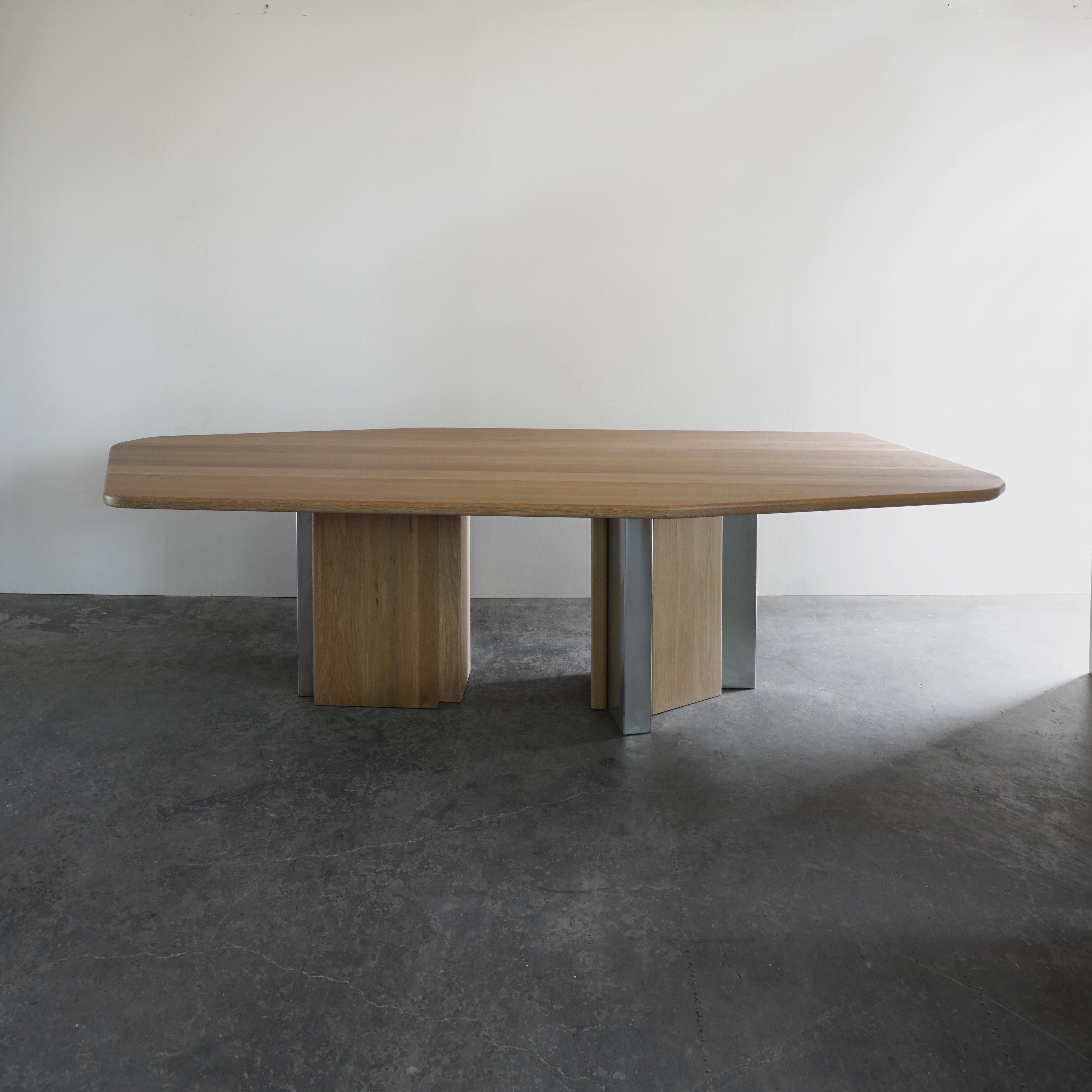 https://a.1stdibscdn.com/diamond-table-white-oak-polished-aluminum-double-pedestal-base-simon-johns-for-sale-picture-4/f_26473/f_171847911576014178712/9_foot_web_master.jpg