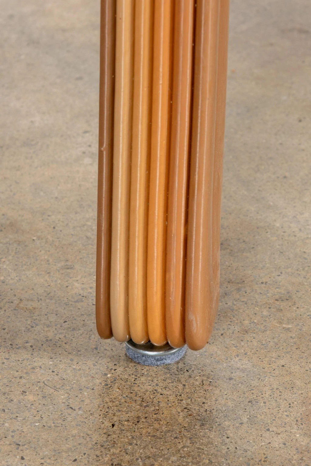 https://a.1stdibscdn.com/kooij-chubby-chair-in-tannin-by-dirk-van-der-kooij-for-sale-picture-5/f_105062/f_469214121759539465226/9_master.jpg