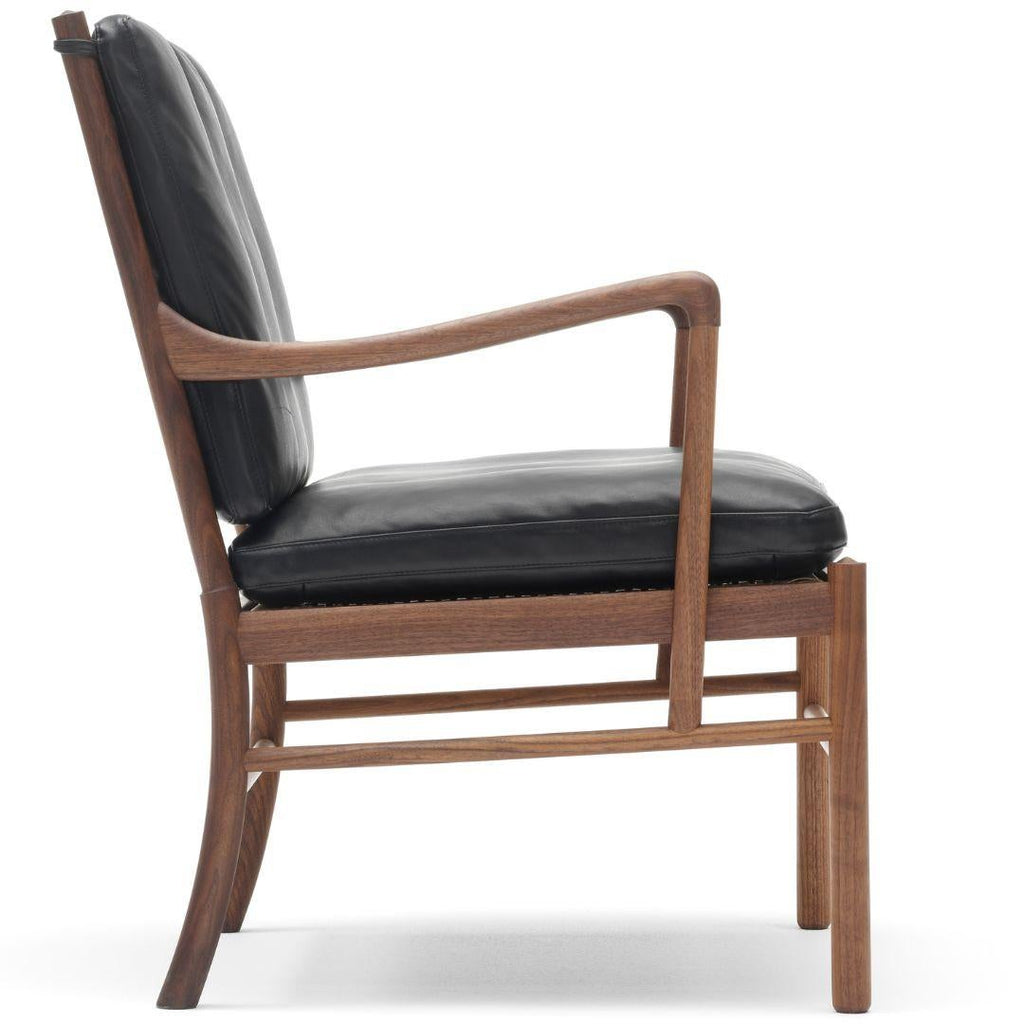 https://a.1stdibscdn.com/ow149-colonial-chair-in-walnut-black-leather-and-oil-for-carl-hansen-son-for-sale-picture-2/f_14472/f_316674221670624300516/9_master.jpg