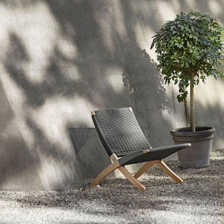 https://a.1stdibscdn.com/gottler-outdoor-mg501-cuba-chair-in-teak-and-charcoal-for-carl-hansen-son-for-sale-picture-2/f_14472/f_338818621681897920803/9_master.jpg?width=768
