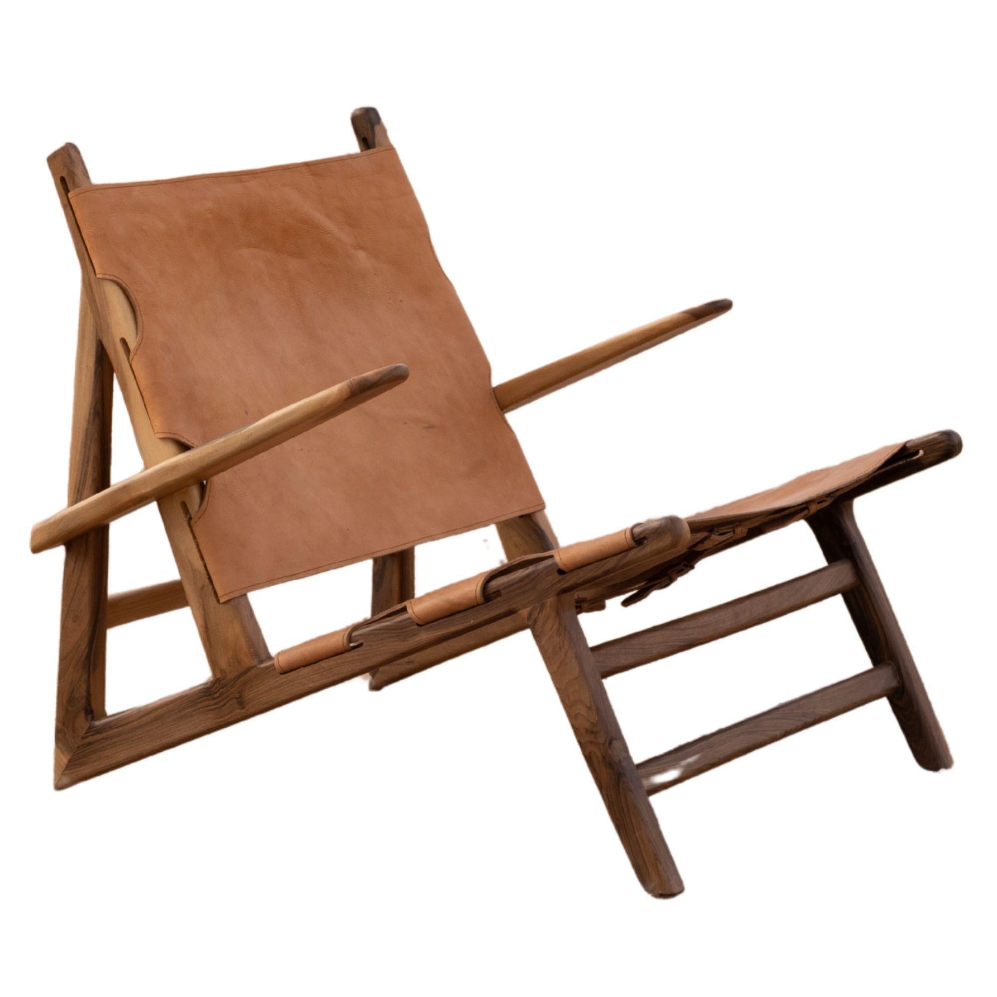 https://a.1stdibscdn.com/joshua-armchair-in-walnut-and-leather-for-sale-picture-2/f_30933/f_490585821772555063419/9_master.jpg