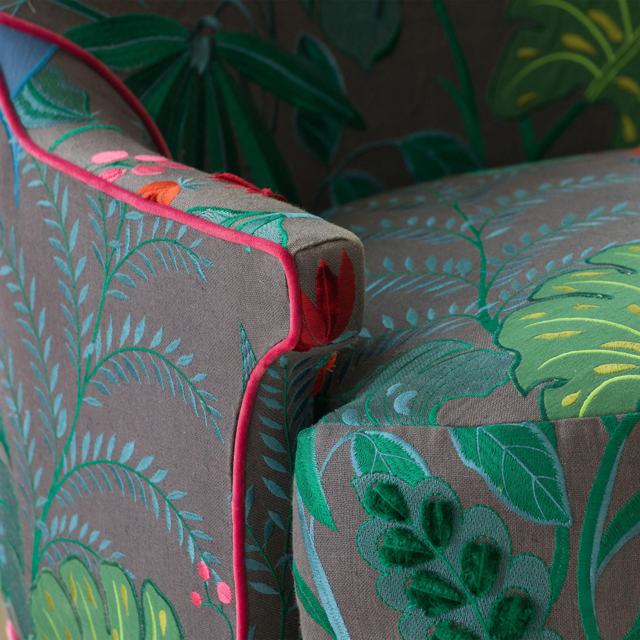 https://a.1stdibscdn.com/high-back-barrel-chair-in-colorful-floral-embroidered-linen-for-sale-picture-9/f_21233/f_224745221612901072247/9_master.jpg