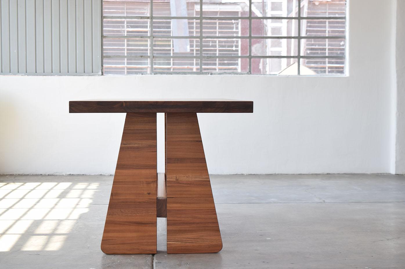 https://a.1stdibscdn.com/teoca-dinning-table-for-sale-picture-5/f_56412/f_463481321755715668017/9_mesa_escritorio_teoca14_chica_master.jpg