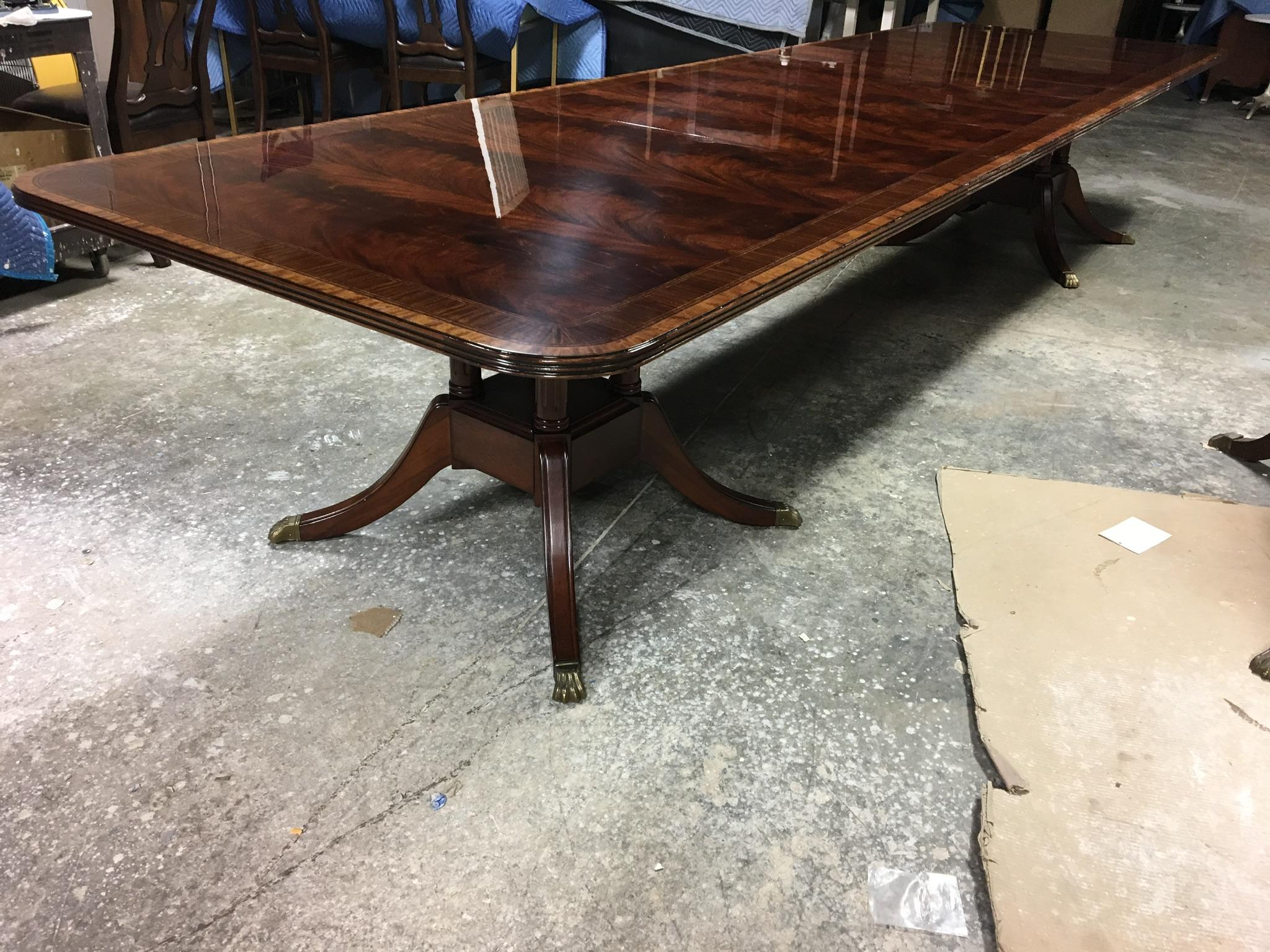 https://a.1stdibscdn.com/multi-banded-14-ft-mahogany-regency-style-dining-table-by-leighton-hall-for-sale-picture-2/f_44162/f_135370821549066251713/A71B7C9F_34B3_4D56_B476_314450701D43_master.jpeg