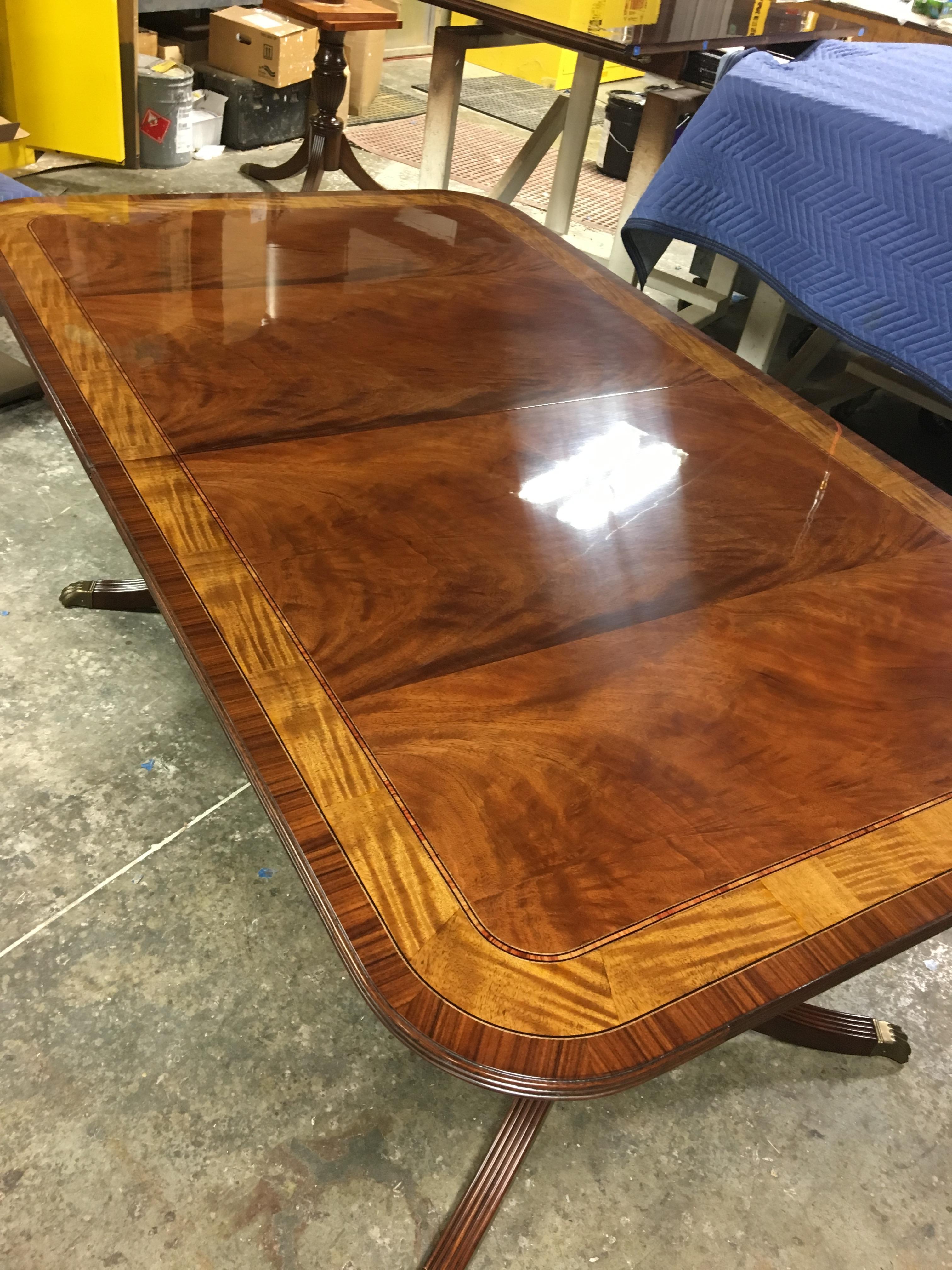 https://a.1stdibscdn.com/long-narrow-mahogany-georgian-dining-table-by-leighton-hall-for-sale-picture-3/f_44162/f_163748821570399434323/A9A378CA_930E_46E8_811C_1549119280904_master.jpeg