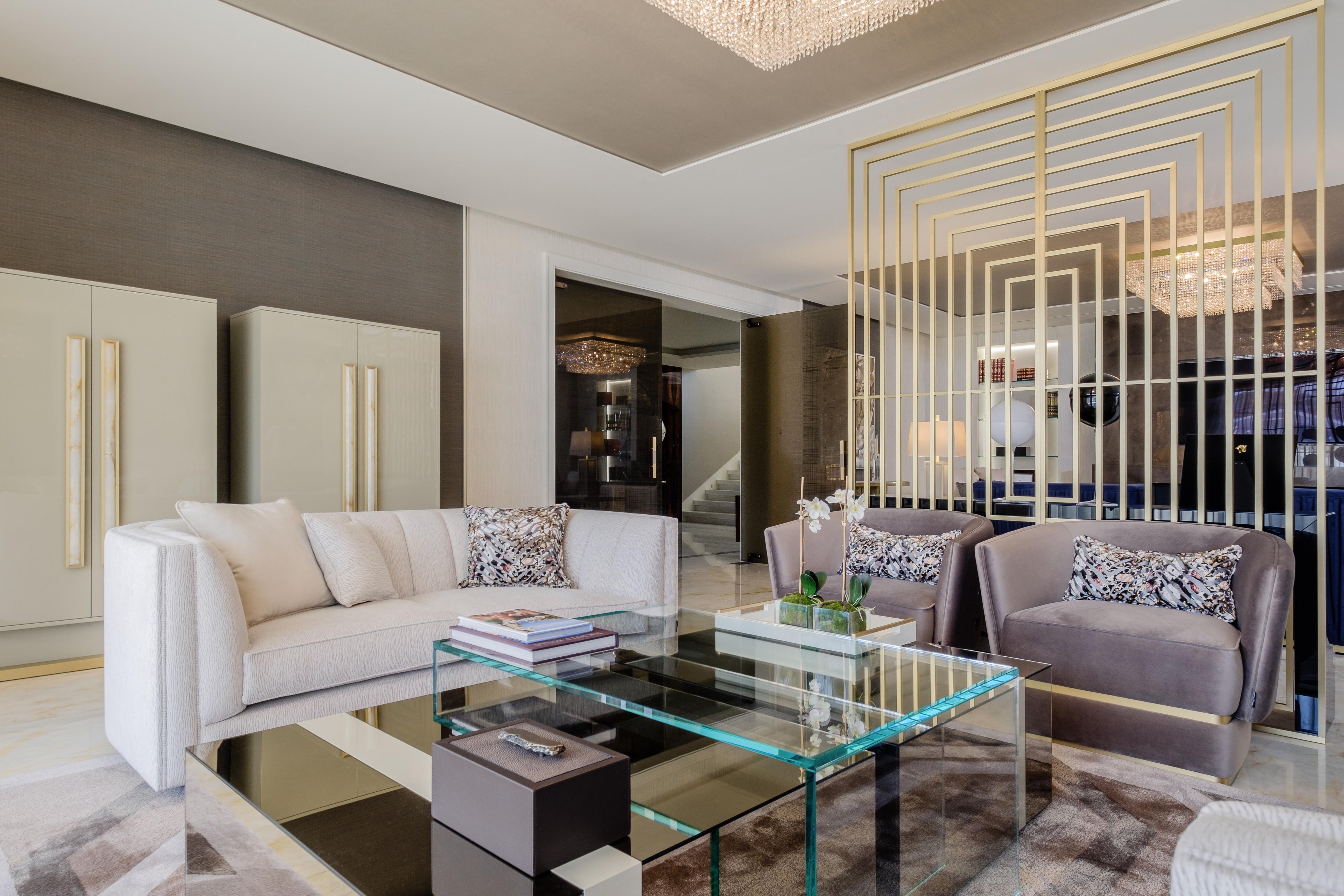 https://a.1stdibscdn.com/douro-sofa-with-wengue-color-painted-plinth-for-sale-picture-6/f_52952/f_195162421648045700542/AAA_027_master.jpg