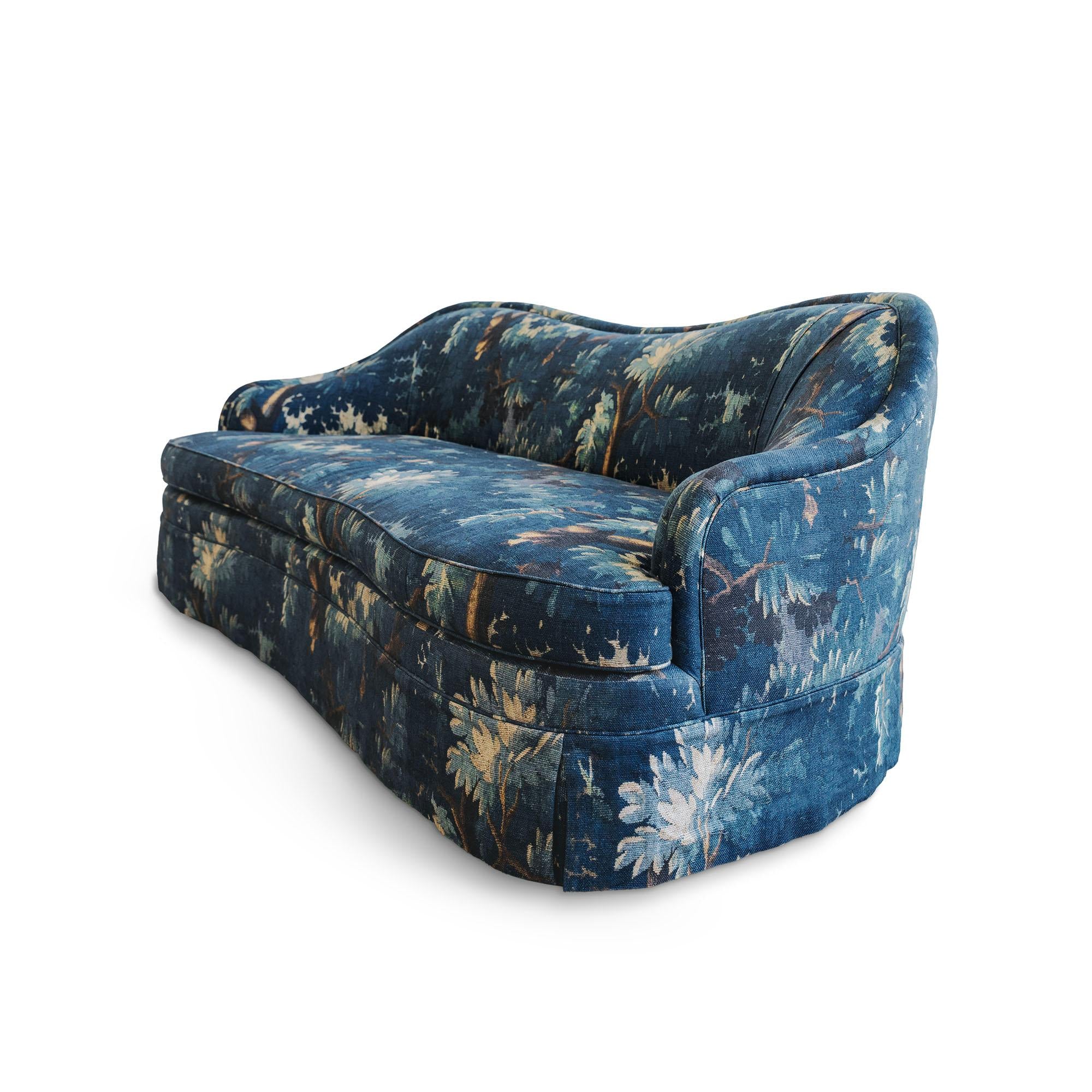 https://a.1stdibscdn.com/lauren-sofa-in-com-by-august-abode-for-sale-picture-4/f_56632/f_494121321774647760623/AA_Lauren_Sofa_4_master.jpg