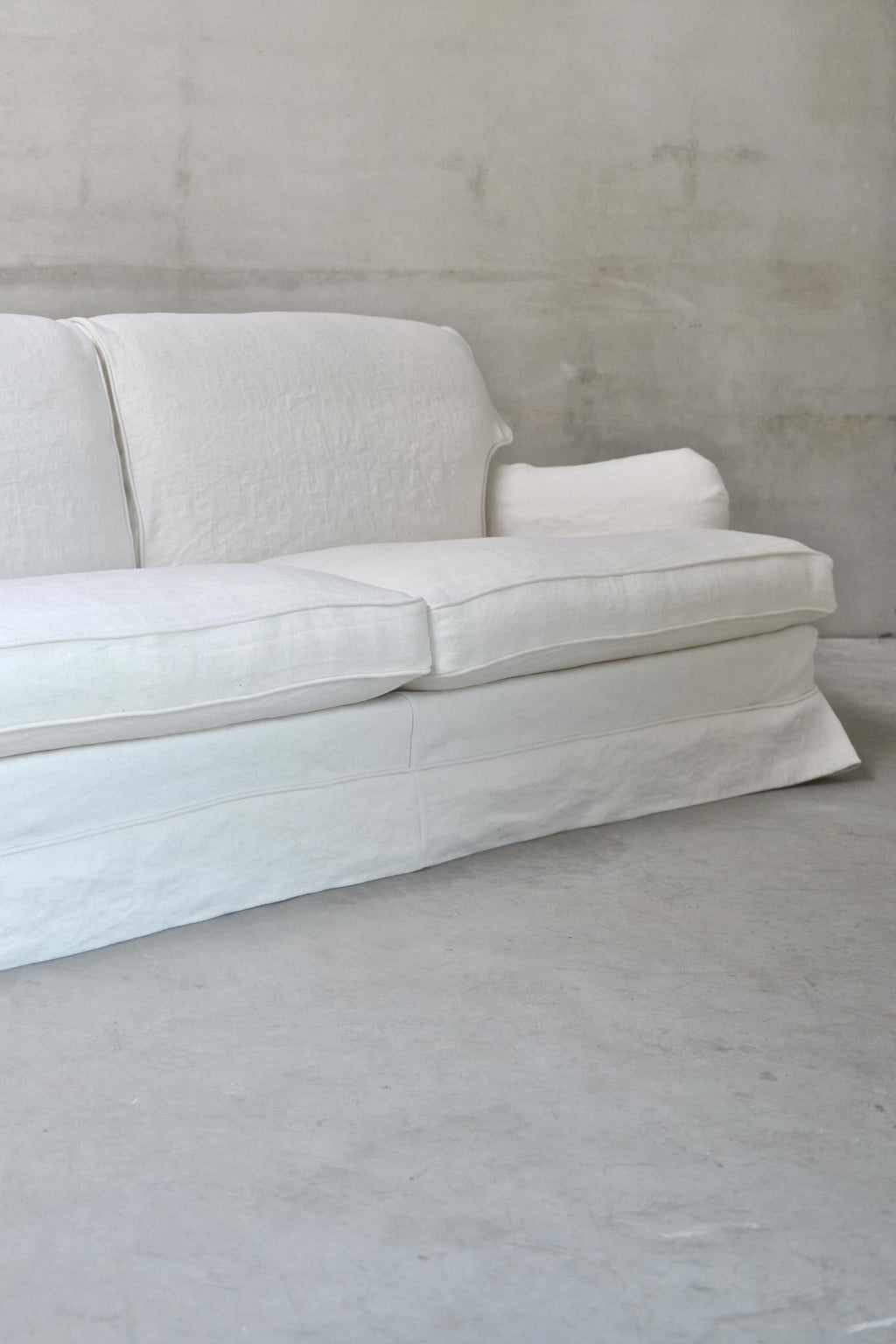 https://a.1stdibscdn.com/boulbon-sofa-by-am-designs-for-sale-picture-6/f_102622/f_456799021751377335881/ACT_SEA_SOF_10001_1_2_master.jpg