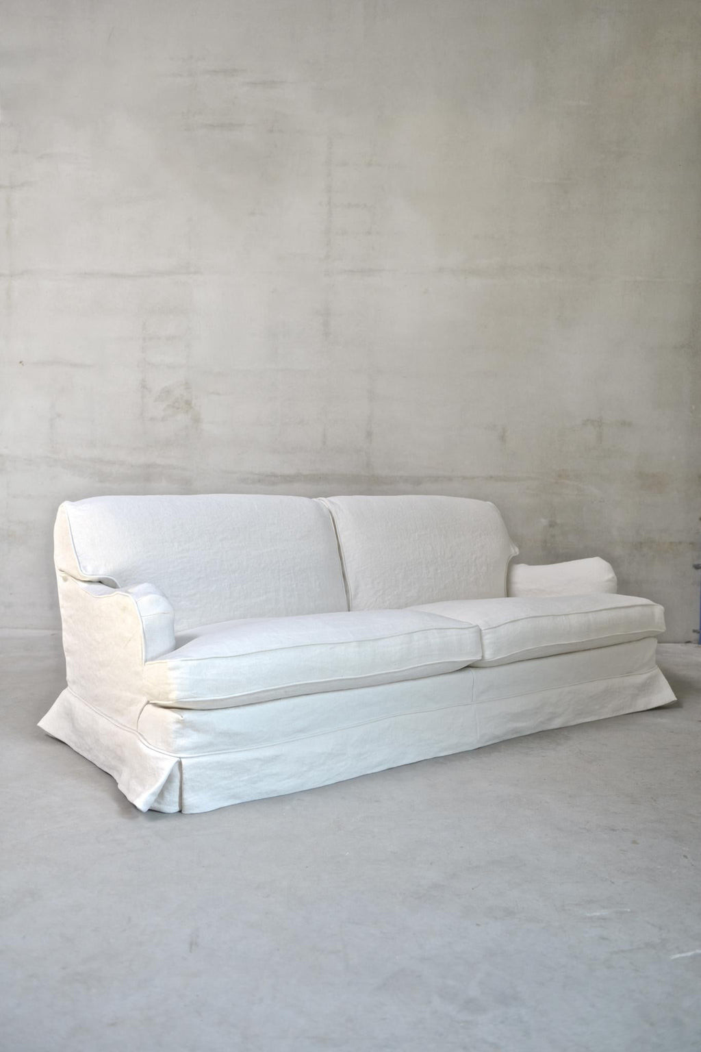 https://a.1stdibscdn.com/boulbon-sofa-by-am-designs-for-sale-picture-4/f_102622/f_456799021751377335921/ACT_SEA_SOF_10001_1_4_master.jpg