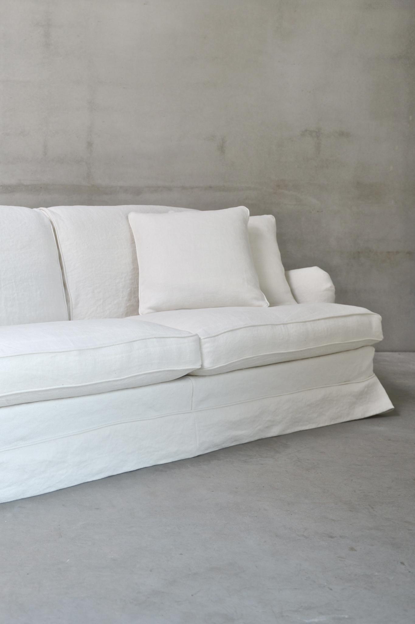 https://a.1stdibscdn.com/boulbon-sofa-by-am-designs-for-sale-picture-5/f_102622/f_456799021751377335930/ACT_SEA_SOF_10001_2_Edit_4_master.jpg