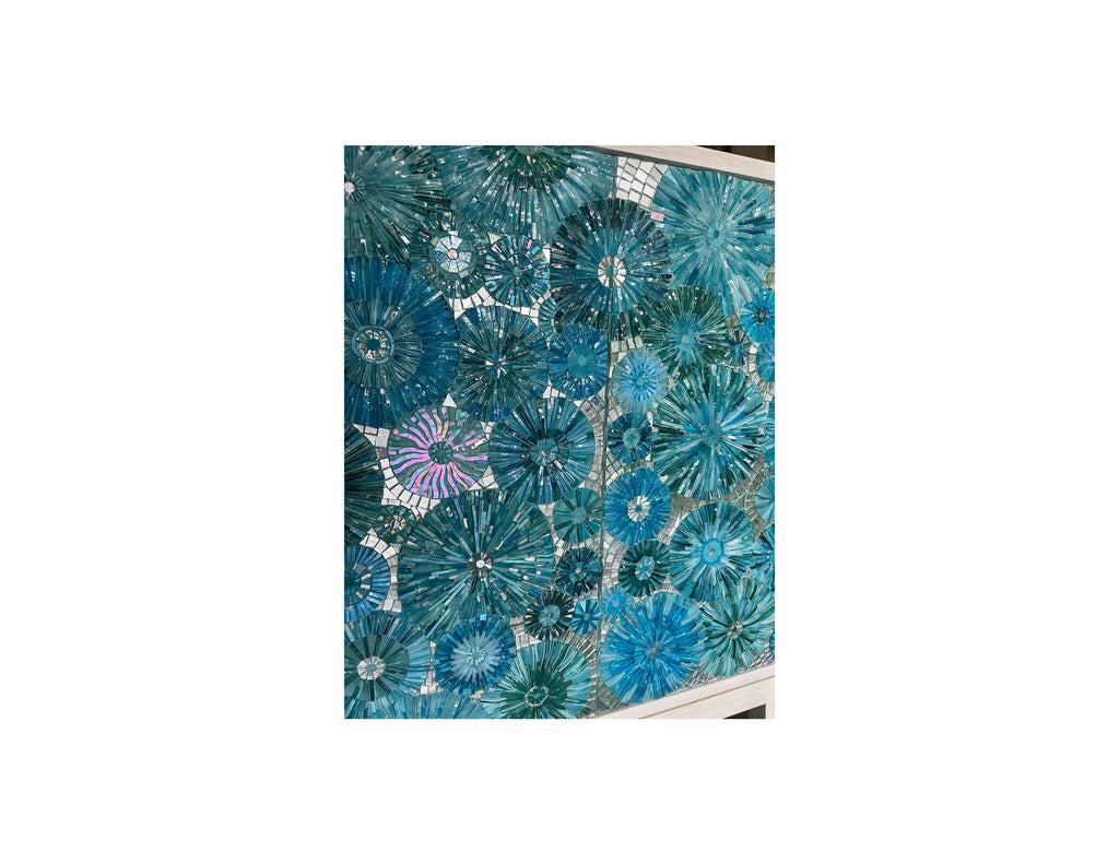 https://a.1stdibscdn.com/custom-mini-2-door-blossom-cabinet-by-ercole-home-for-sale-picture-5/f_42371/f_256759321633984569260/ADJJ_5_master.jpg