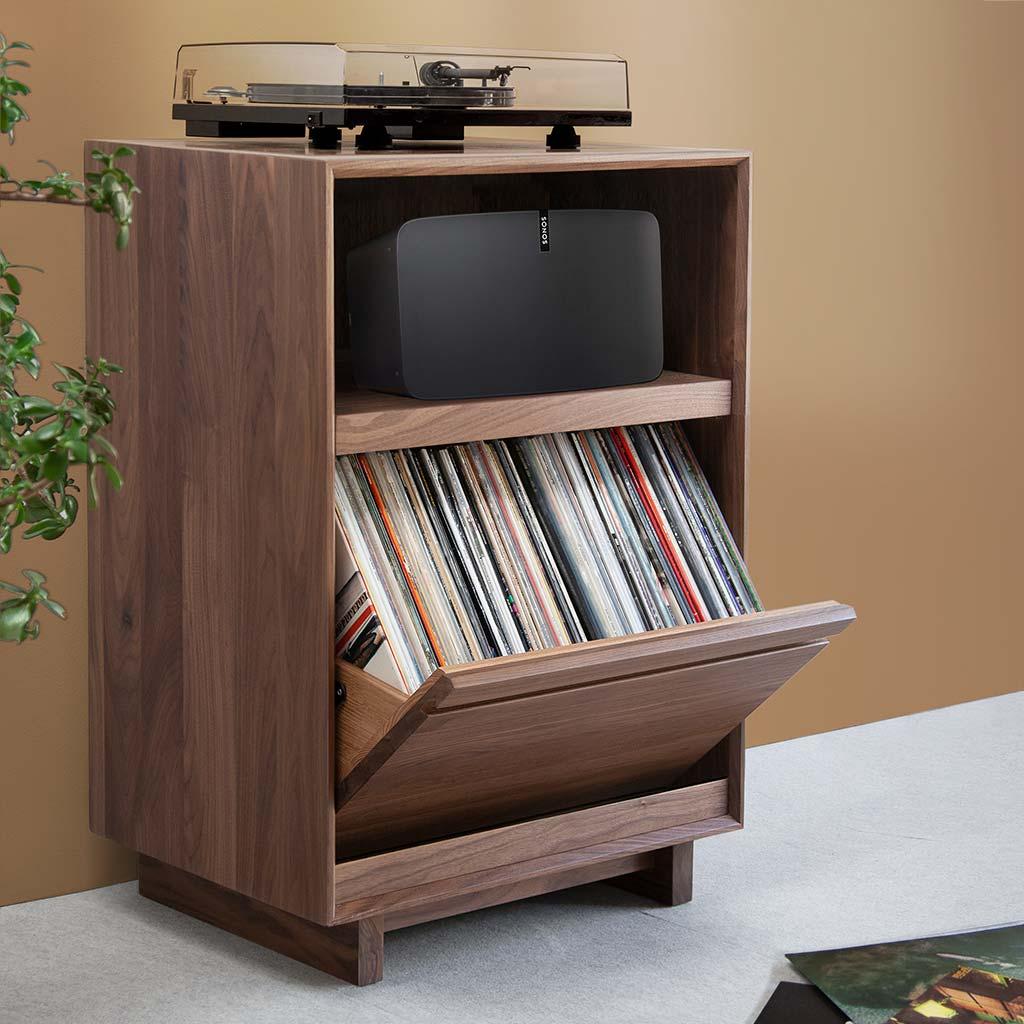 https://a.1stdibscdn.com/aero-record-stand-for-sonos-with-vinyl-record-storage-in-solid-natural-walnut-for-sale-picture-3/f_27523/f_181437321582921163438/AERO_Sonos_Media_Stand_MCM_master.jpg