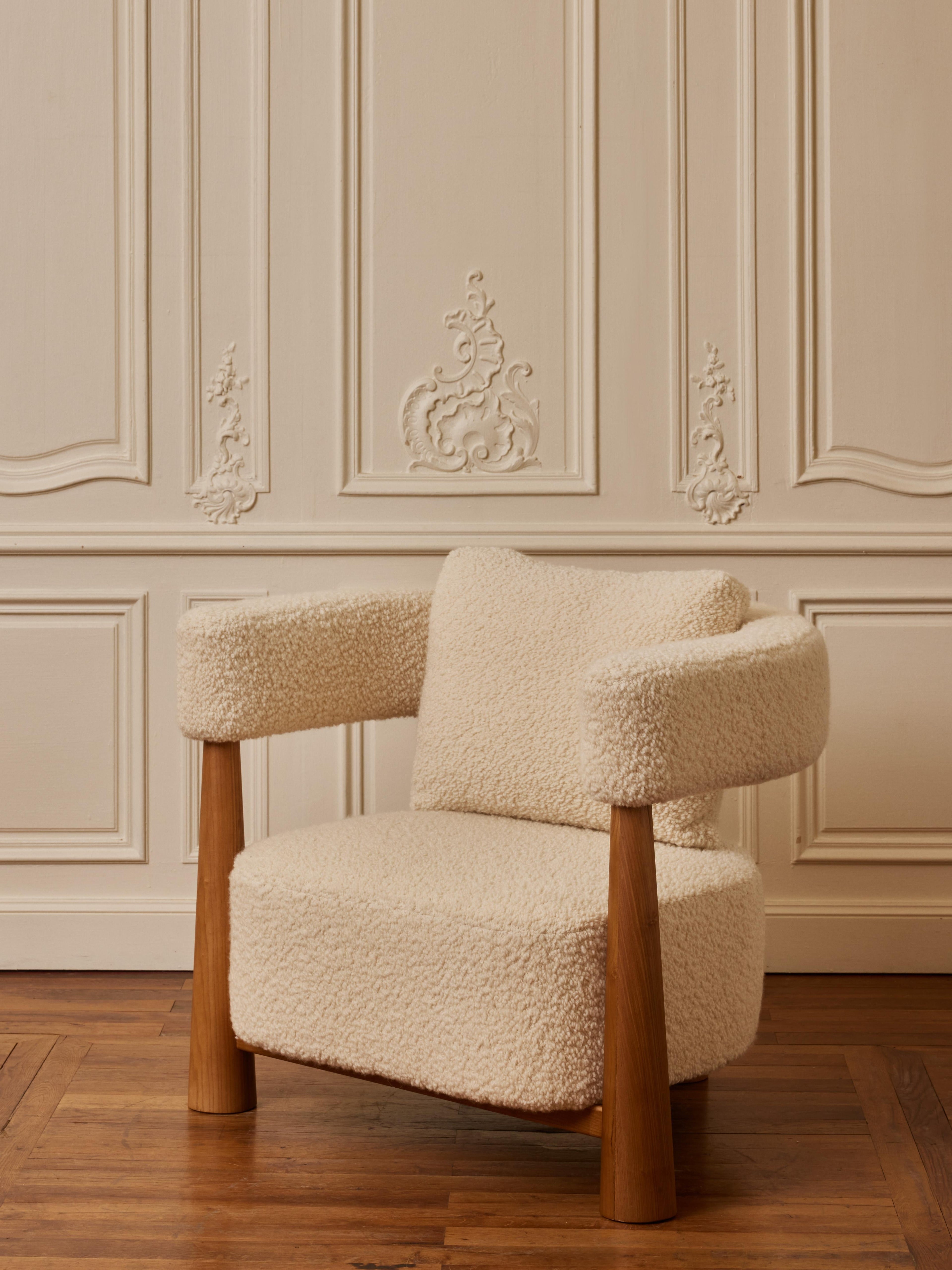 https://a.1stdibscdn.com/wooden-armchairs-by-studio-glustin-for-sale-picture-3/f_9680/f_366392521697460950978/AGENCEISOLA_230099_master.jpg