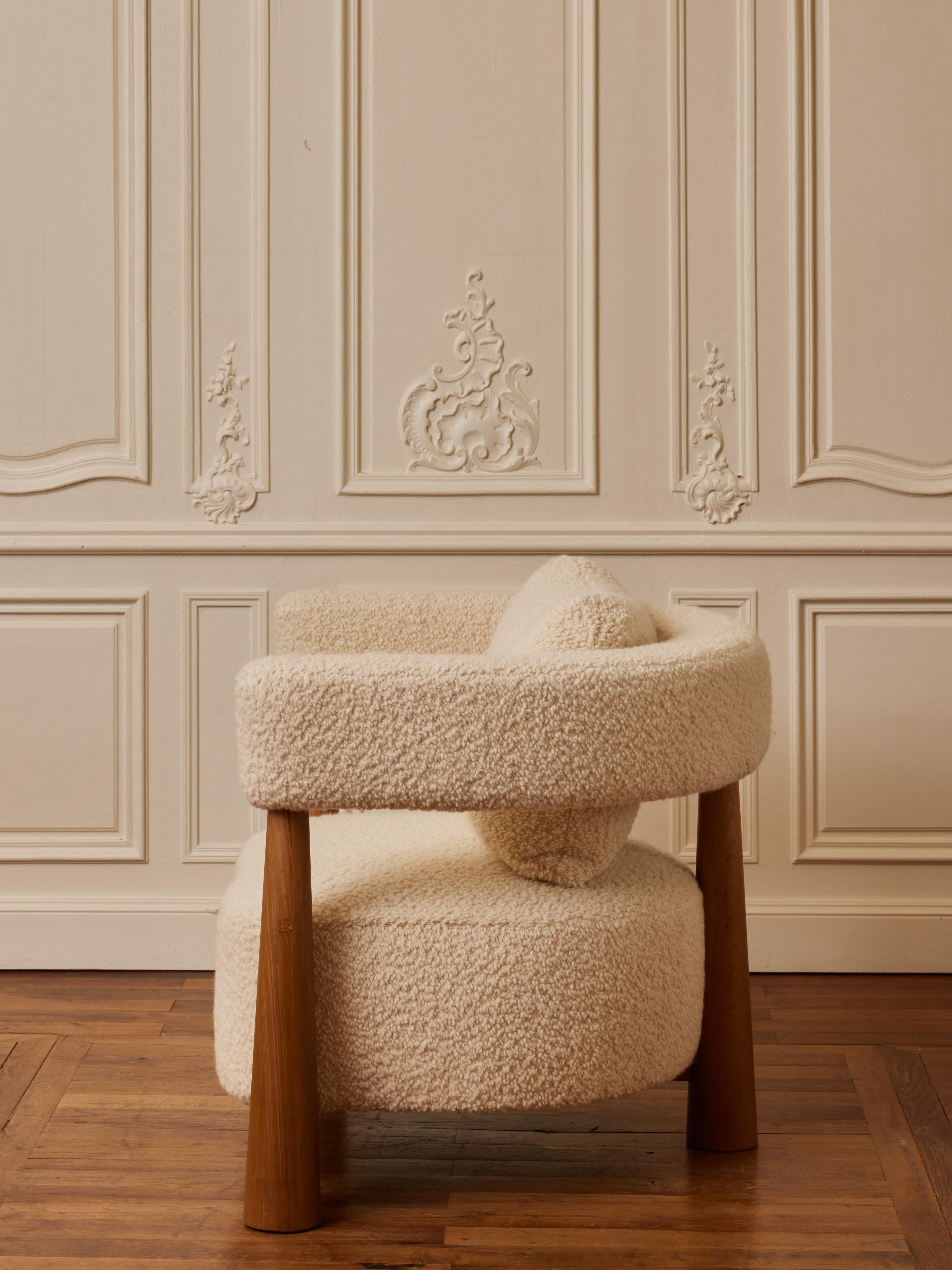 https://a.1stdibscdn.com/wooden-armchairs-by-studio-glustin-for-sale-picture-4/f_9680/f_366392521697460954730/AGENCEISOLA_230100_master.jpg