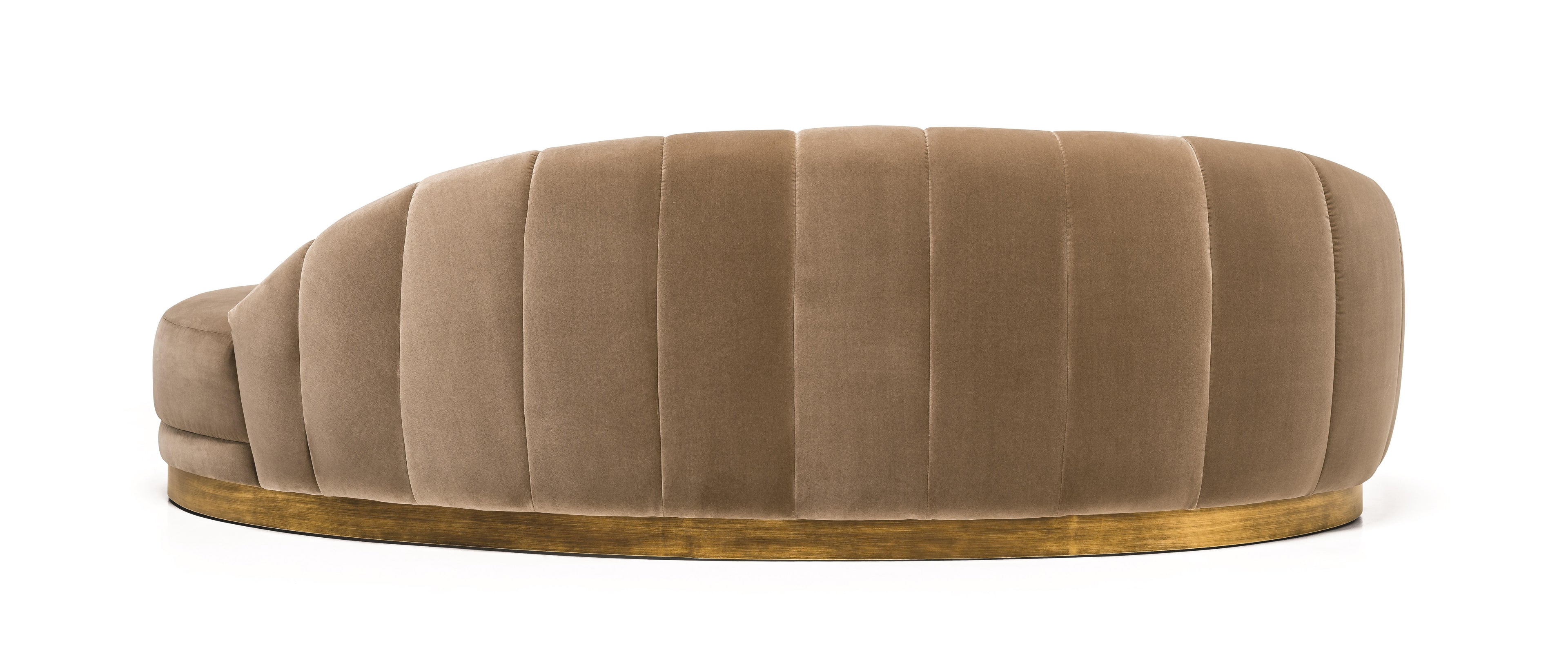 https://a.1stdibscdn.com/hand-tailored-retro-style-sofa-in-velvet-for-sale-picture-5/f_27693/f_298656321659666338982/ALEAL_Halfmoon_SOFA_2__master.jpg