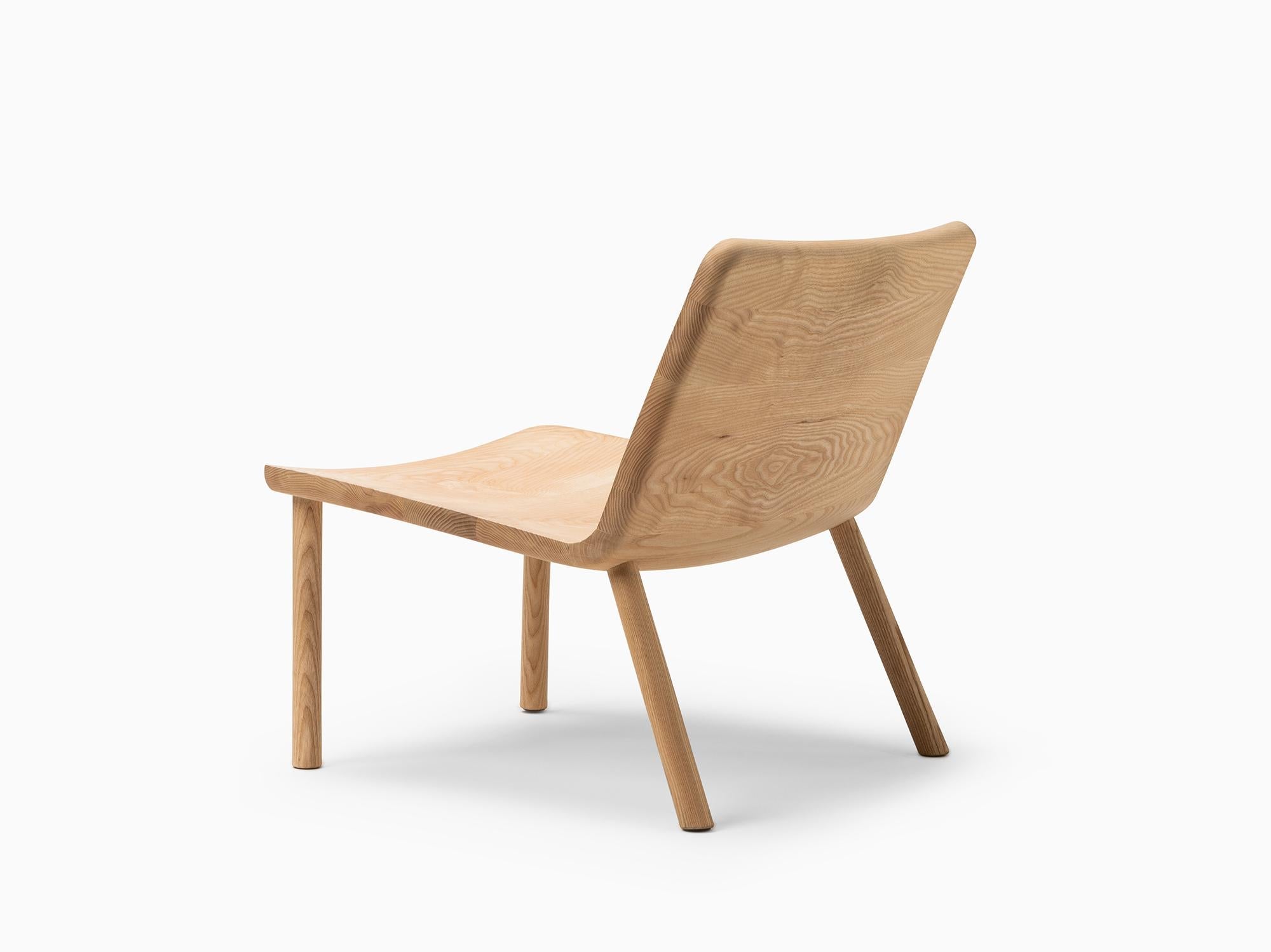 https://a.1stdibscdn.com/minimalist-modern-lounge-chair-in-natural-ash-for-sale-picture-9/f_60192/f_277989521647354627907/ALLAY_freixo_2_master.jpg