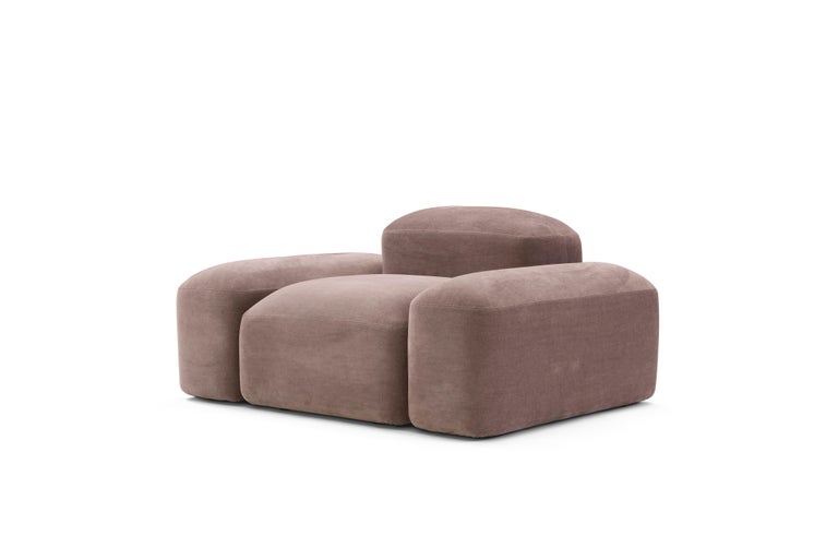 https://a.1stdibscdn.com/modular-and-customizable-armchair-lapis-e010-many-fabrics-available-for-sale-picture-2/f_31233/f_208150821601556737554/AM001_LAPIS_V_010_Galba105_2_master.jpg?width=768
