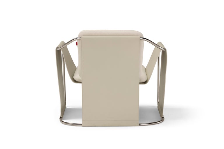 https://a.1stdibscdn.com/contemporary-armchair-kimono-beige-fabric-leather-chrome-steel-for-sale-picture-11/f_31233/f_443500821743611561772/AM010_010_Fibris03_cuoio08_Lucido_3_master.jpg?width=768