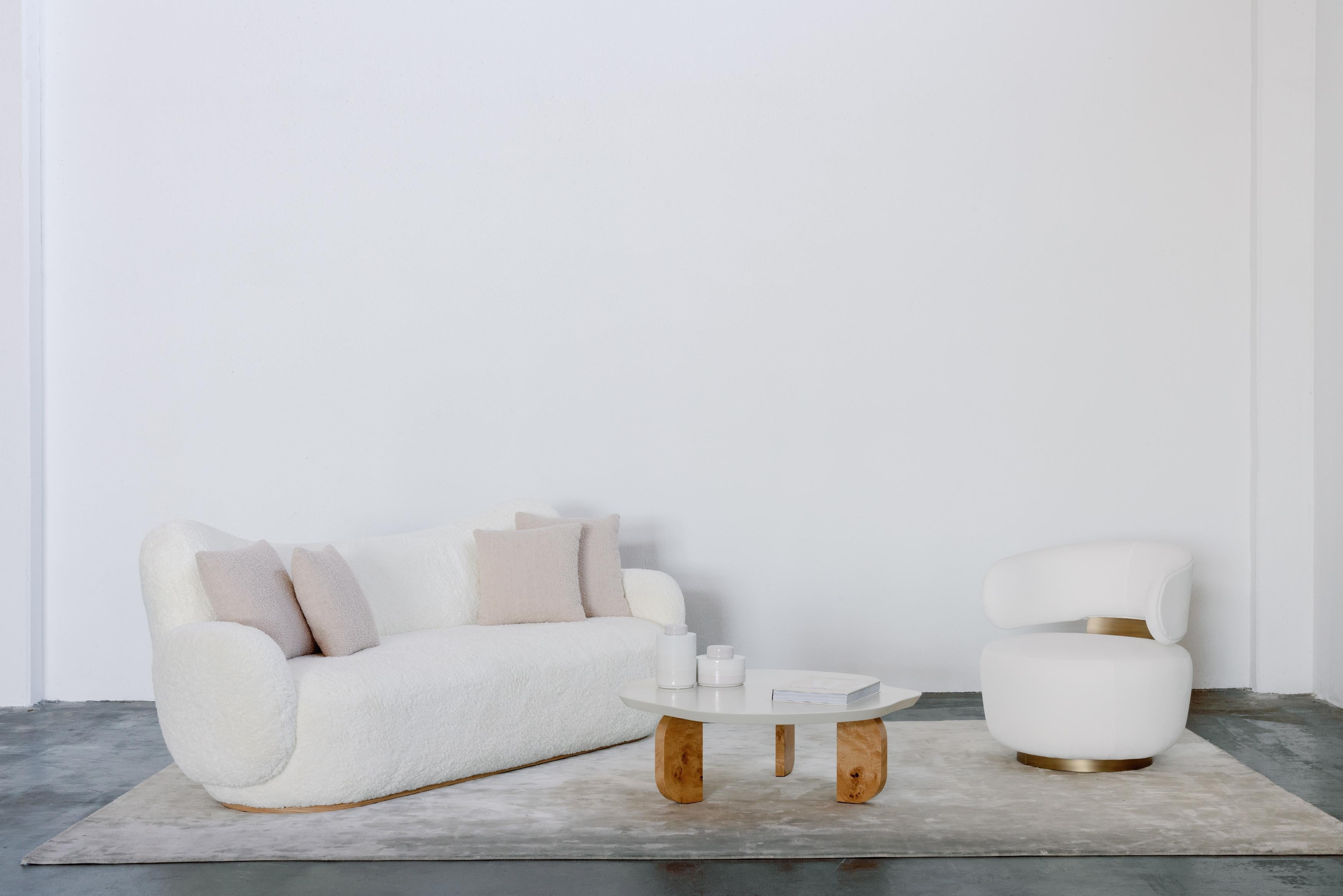 https://a.1stdibscdn.com/modern-conchula-curved-sofa-ivory-boucle-handmade-in-portugal-by-greenapple-for-sale-picture-11/f_53532/f_398028521716227544017/AMBIENTE_698_A_master.jpg