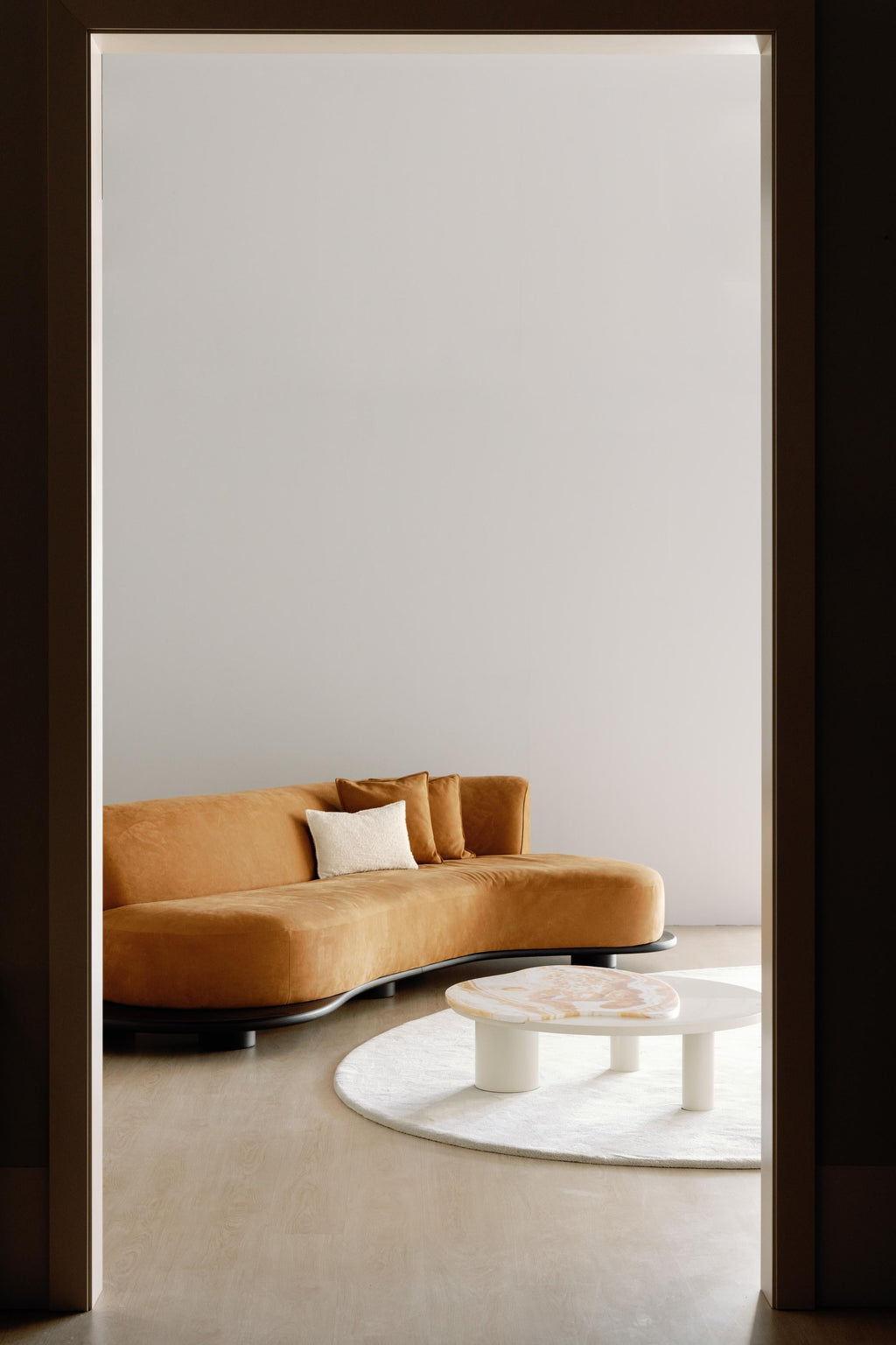 https://a.1stdibscdn.com/contemporary-galapinhos-sofa-alpaca-oak-root-handmade-portugal-greenapple-for-sale-picture-15/f_53532/f_441276021742568369689/AMBIENTE_705_A_master.jpg