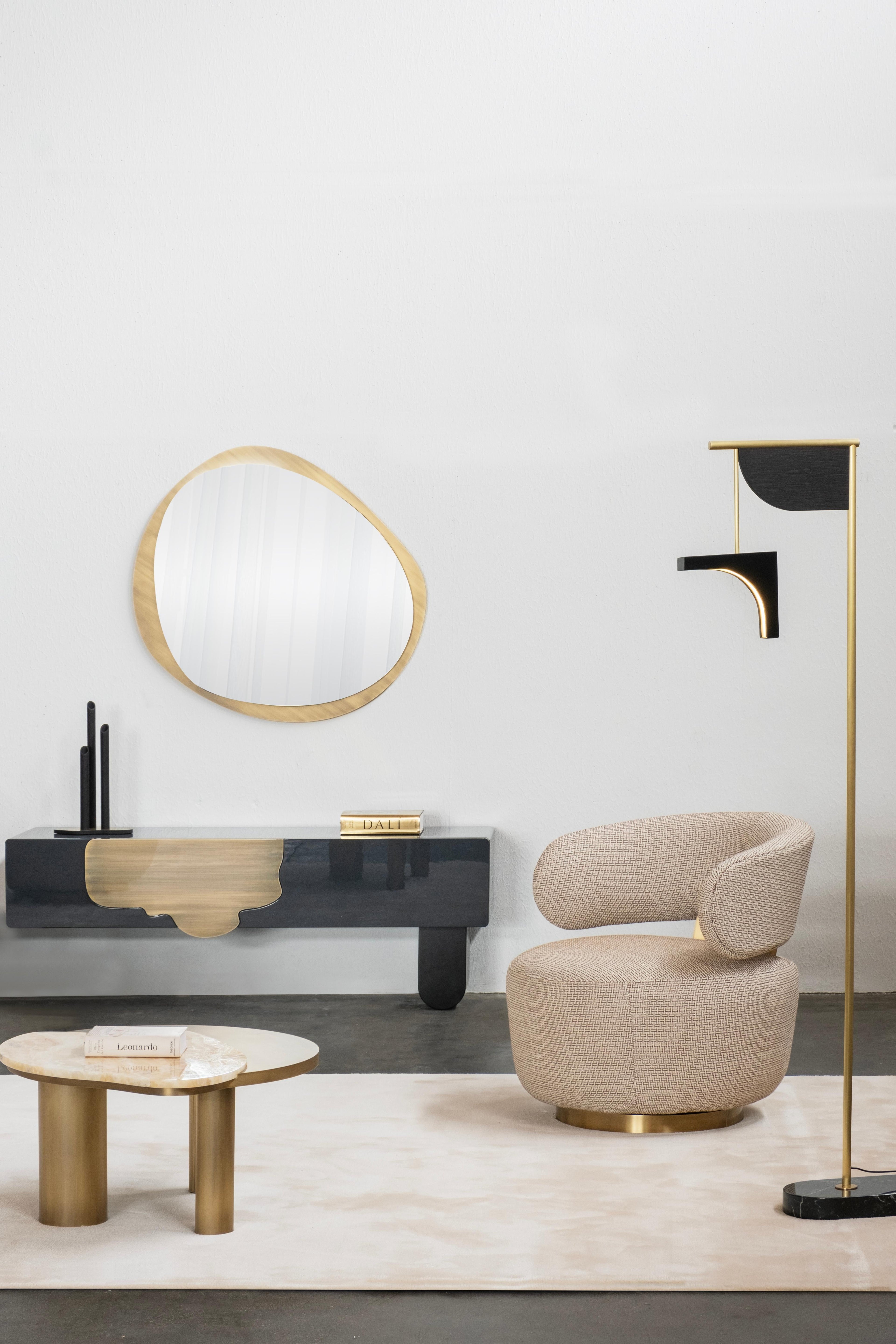 https://a.1stdibscdn.com/organic-modern-bordeira-coffee-tables-onyx-brass-handmade-portugal-greenapple-for-sale-picture-2/f_53532/f_396272021718807985139/AMBIENTE_869_2__master.jpg
