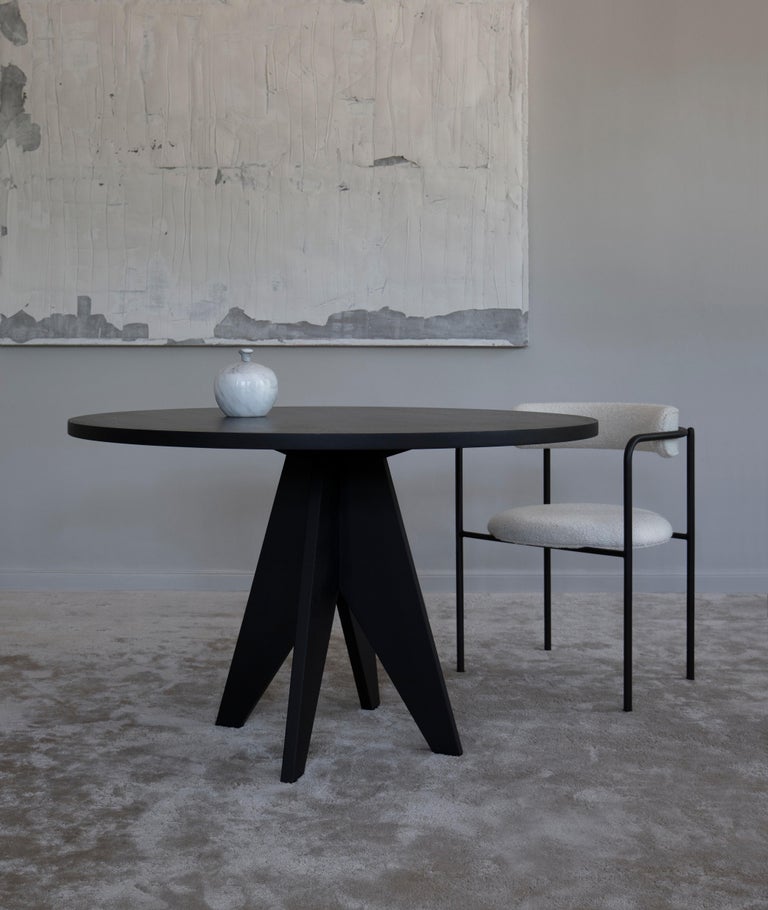 https://a.1stdibscdn.com/contemporary-chair-ff-4-legs-boucle-a-joy-001-black-legs-for-sale-picture-3/f_31233/f_228122021739896366872/AMBIENT_137_master.jpg?width=768