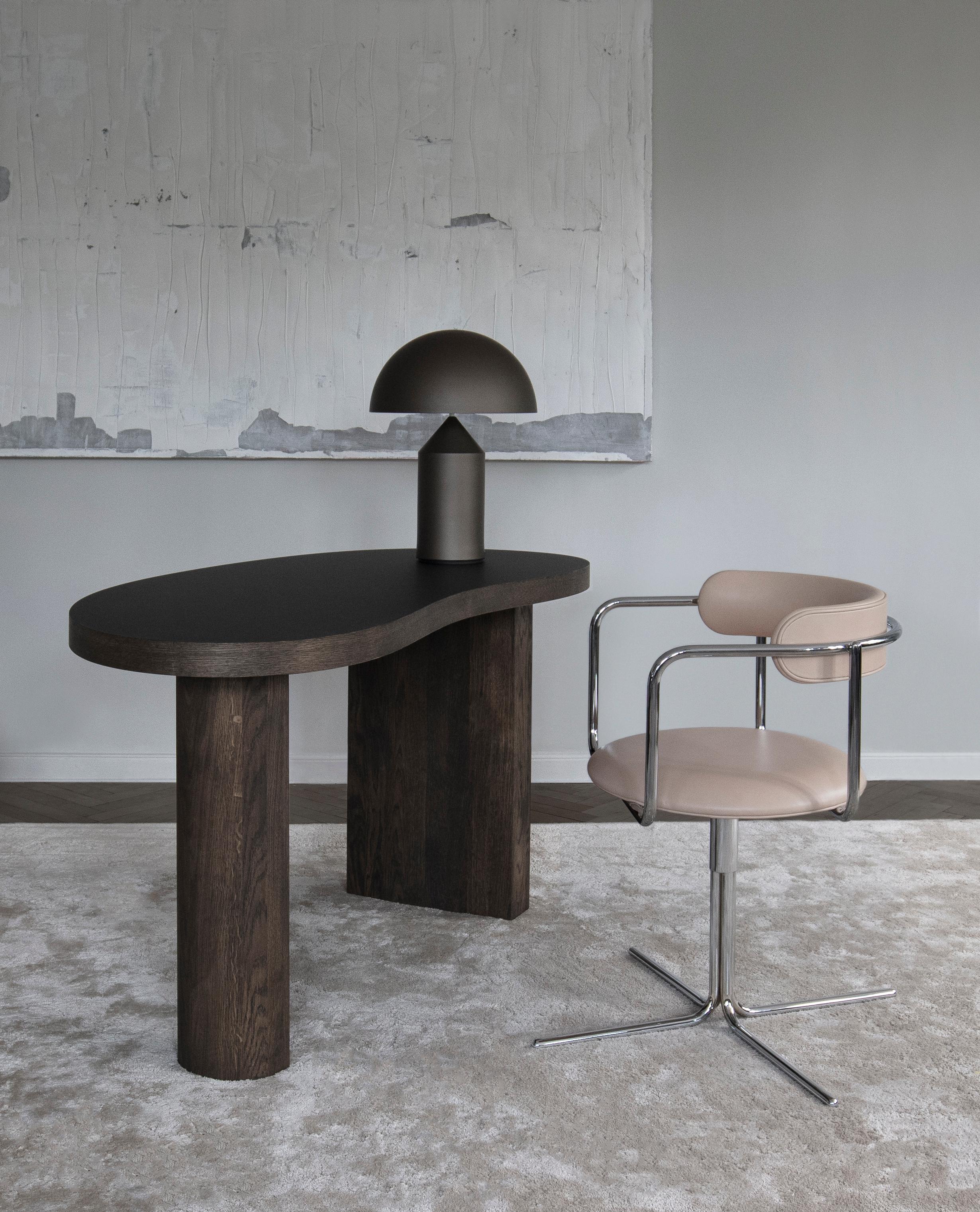 https://a.1stdibscdn.com/contemporary-chair-ff-swivel-chrome-and-leather-cognac-for-sale-picture-2/f_31233/f_392463921712935061355/AMBIENT_155_master.jpg