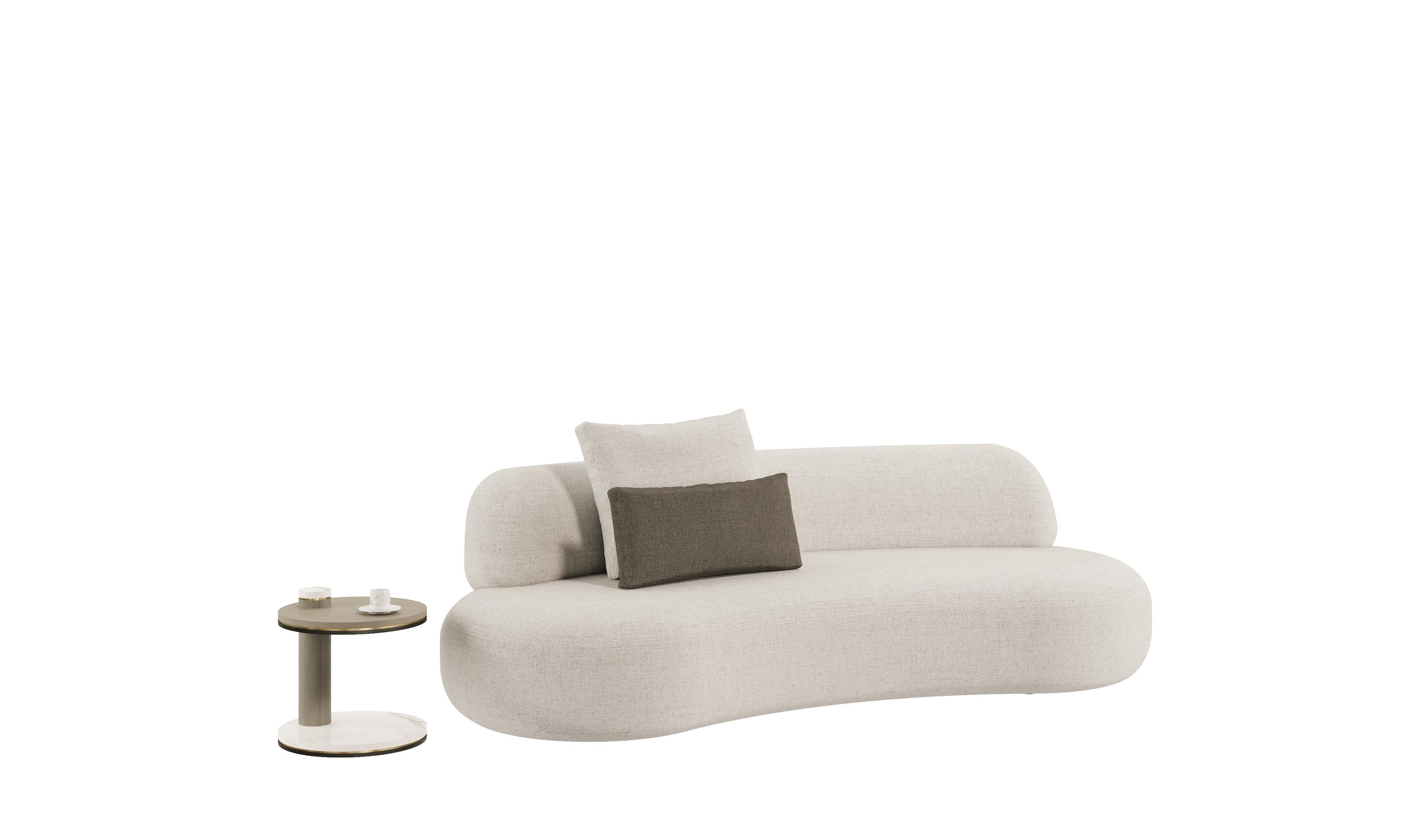 https://a.1stdibscdn.com/balance-modern-sofa-modern-customizable-comfort-for-sale-picture-3/f_52952/f_459254021752851240362/AMB_Sala18_Pe_as_01_Sof_Mesa_Apoio_view01_JPEG_master.jpg