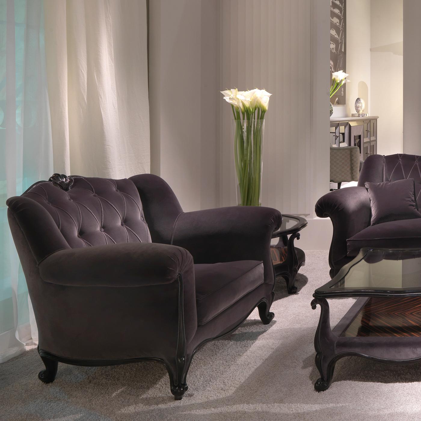 https://a.1stdibscdn.com/albert-3-seater-sofa-for-sale-picture-3/22569652/f_223027021611815034870/ANNICO_115_B20200803_24_ostxih_master.jpg