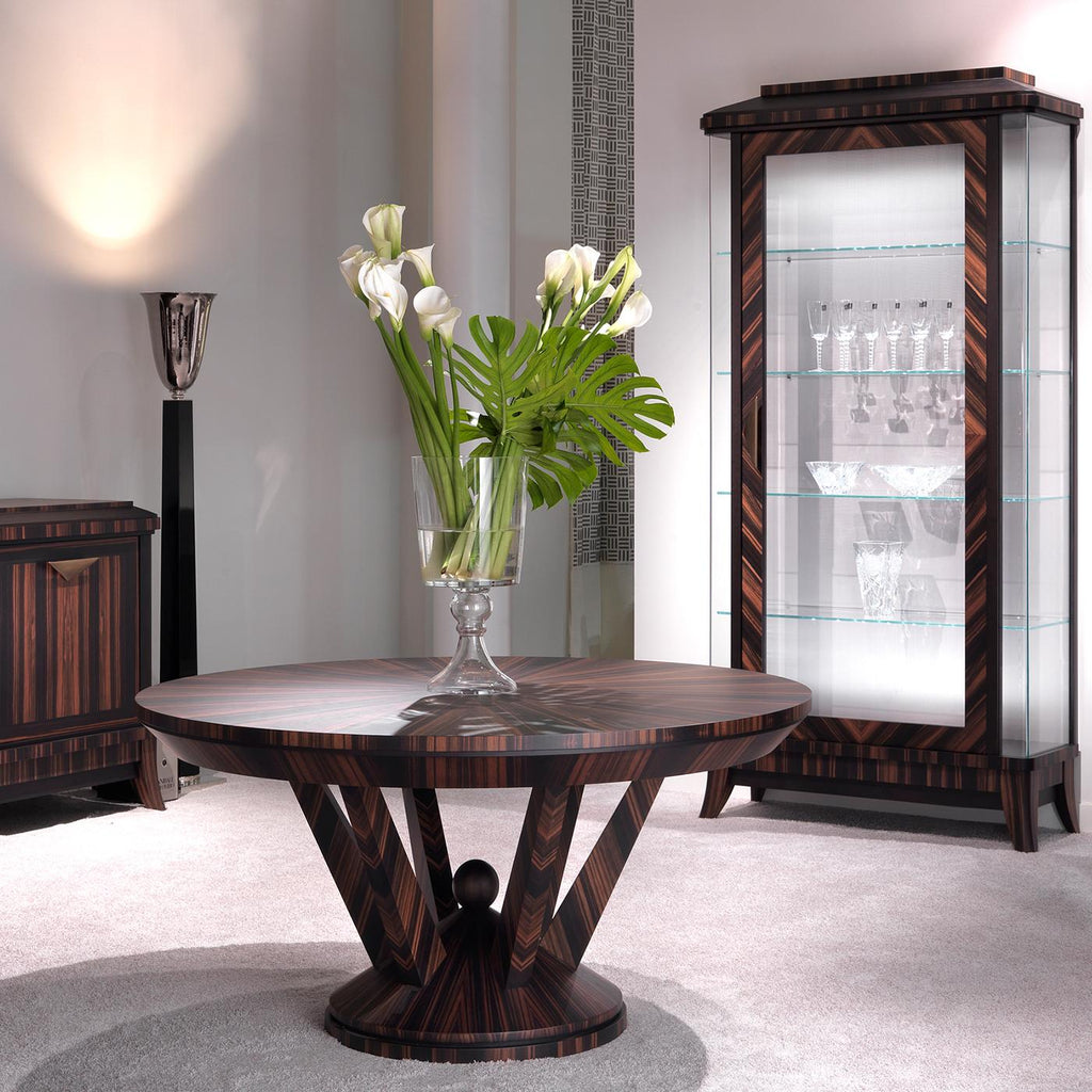 https://a.1stdibscdn.com/ebony-1-door-display-cabinet-for-sale-picture-3/22569652/f_223028621611816154553/ANNICO_129_B20200803_24_19p1qqi_master.jpg