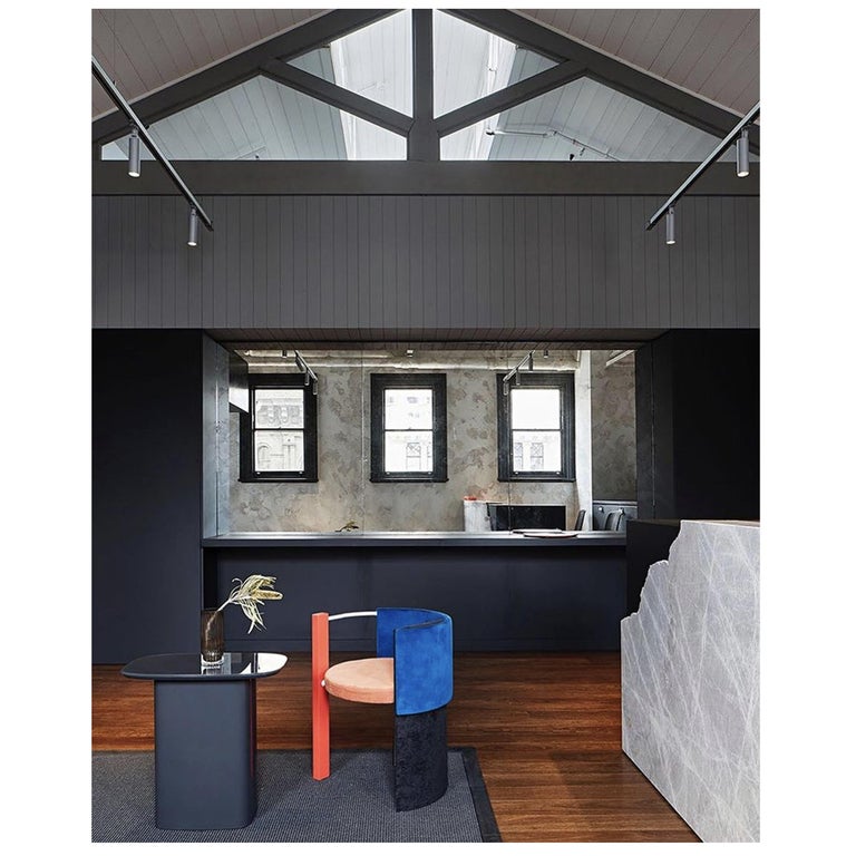 https://a.1stdibscdn.com/thin-metal-framed-apart-chair-with-upholstery-for-sale-picture-13/f_37993/f_111811611615562091334/APART_interior2_master.jpg?width=768