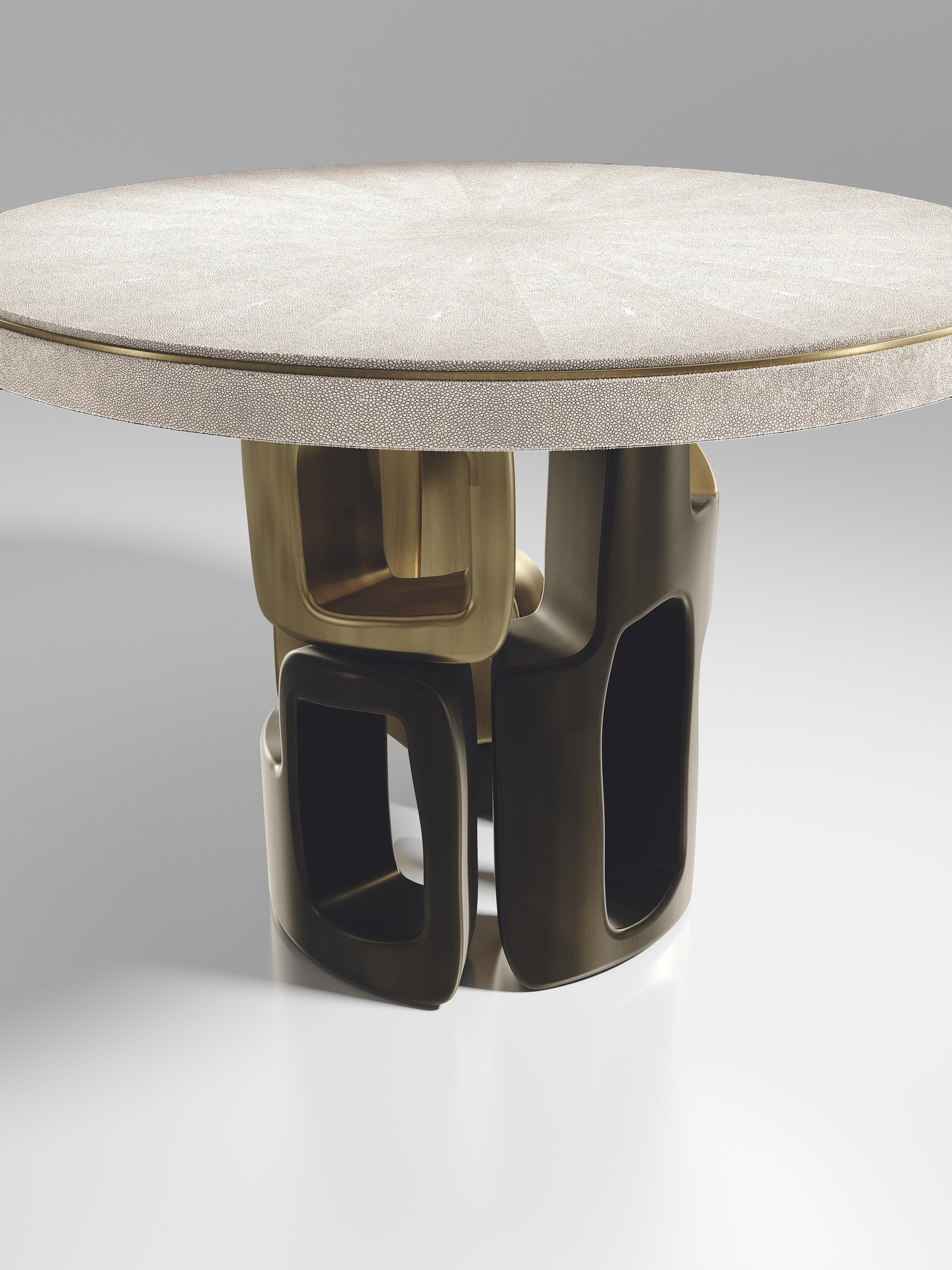 https://a.1stdibscdn.com/shagreen-breakfast-table-with-bronze-patina-brass-details-by-kifu-paris-for-sale-picture-6/f_45491/f_330226321678235708416/APOLIE_BRG_D1_80004_master.jpeg