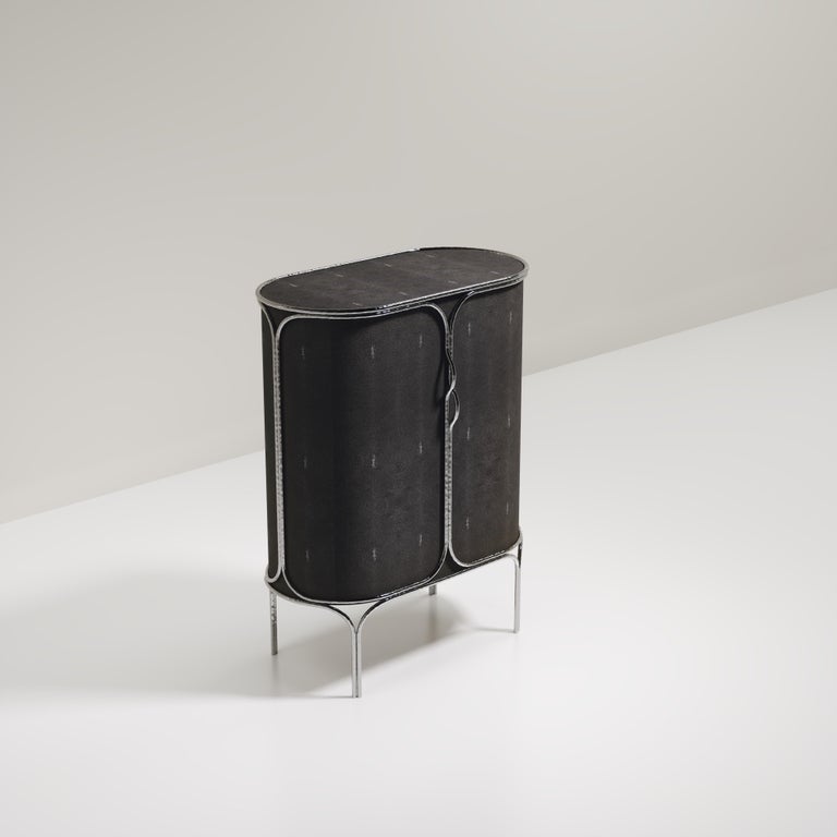 https://a.1stdibscdn.com/shagreen-bar-cabinet-with-chrome-finish-stainless-steel-details-by-ry-augousti-for-sale-picture-7/f_45491/f_359495521693443851586/ARIANE_BAR_0007_master.jpg?width=768