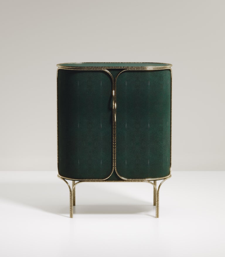 https://a.1stdibscdn.com/shagreen-bar-cabinet-with-chrome-finish-stainless-steel-details-by-ry-augousti-for-sale-picture-15/f_45491/f_359495521693443863218/ARIANE_Bar_vert_1_master.jpg?width=768