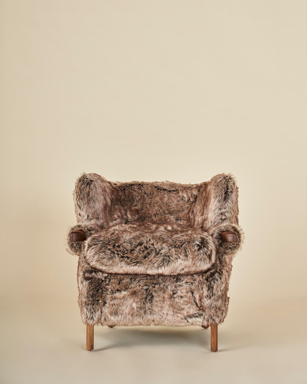 https://a.1stdibscdn.com/fuzzy-sullivan-armchair-by-west-haddon-hall-for-sale-picture-2/f_91342/f_358193821692736517065/ARMCHAIR_0146_master.jpg