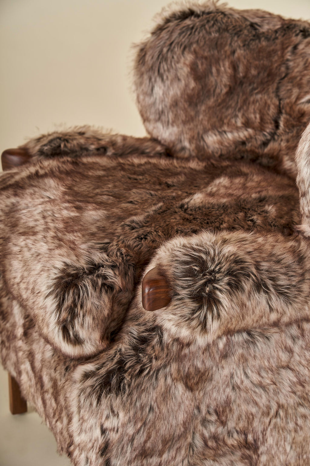 https://a.1stdibscdn.com/fuzzy-sullivan-armchair-by-west-haddon-hall-for-sale-picture-4/f_91342/f_358193821692736533481/ARMCHAIR_0153_master.jpg