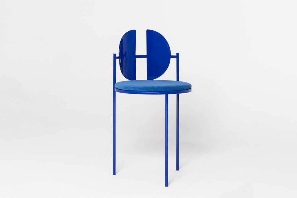 https://a.1stdibscdn.com/qoticher-chair-by-angel-mombiedro-for-sale-picture-8/f_12192/f_318198221671475976956/ARMOMBIEDRO_STUDIO_Estudio_H_s_Qoticher_5002_2_master.jpg