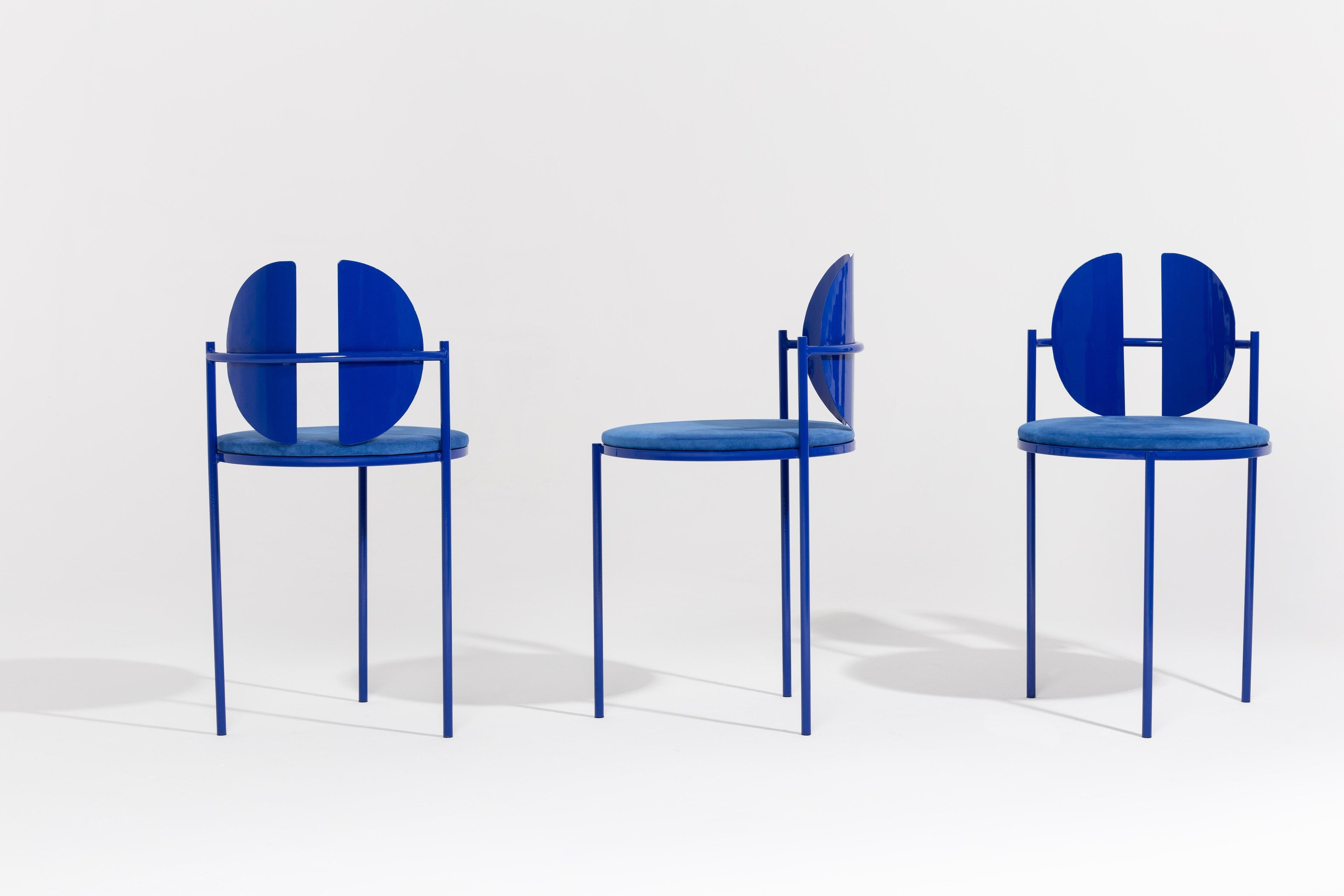 https://a.1stdibscdn.com/qoticher-chair-by-angel-mombiedro-for-sale-picture-4/f_12192/f_318198221671475974111/ARMOMBIEDRO_STUDIO_Estudio_H_s_Qoticher_5002_3_master.jpg