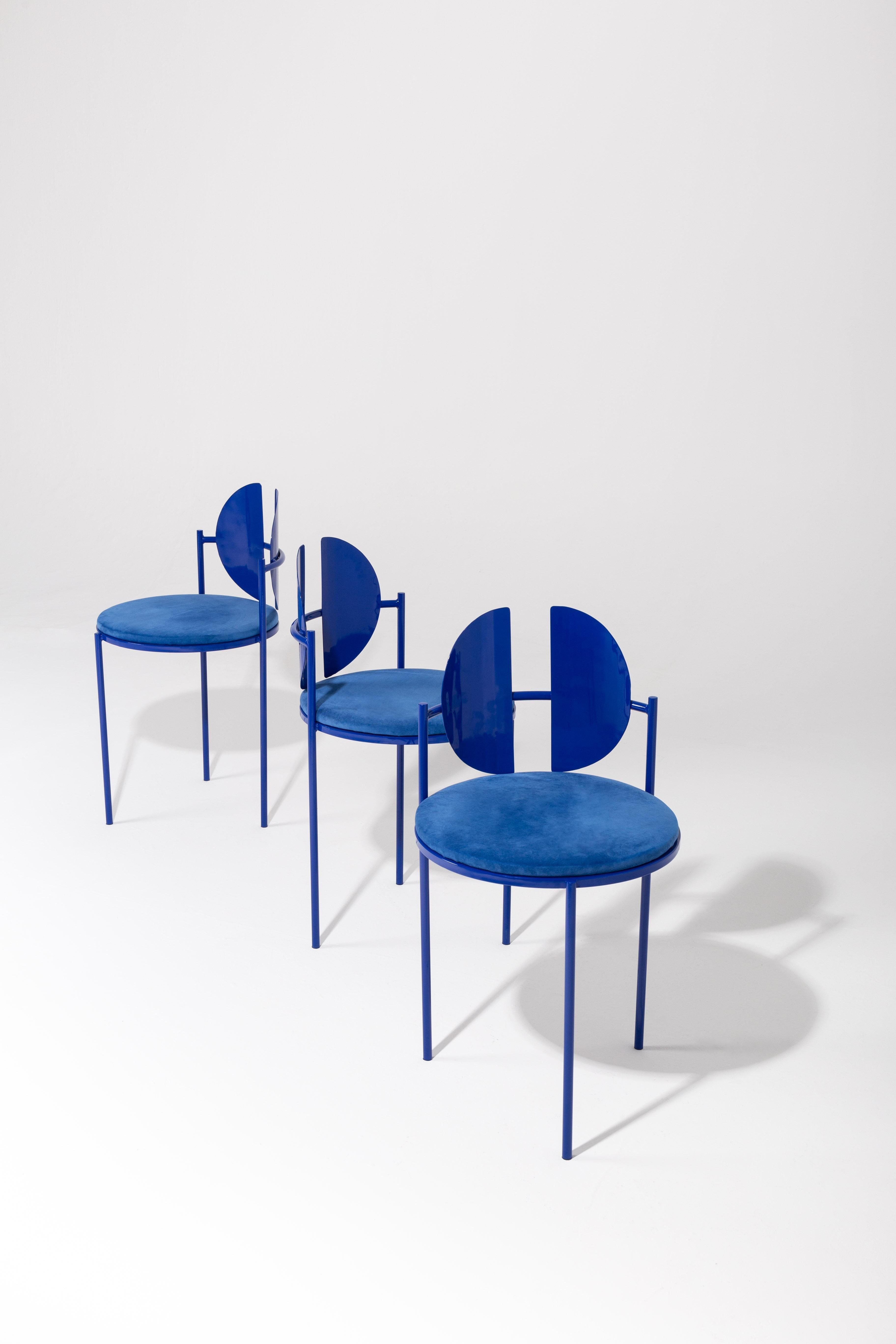https://a.1stdibscdn.com/qoticher-chair-by-angel-mombiedro-for-sale-picture-7/f_12192/f_318198221671475976245/ARMOMBIEDRO_STUDIO_Estudio_H_s_Qoticher_5002_4_master.jpg