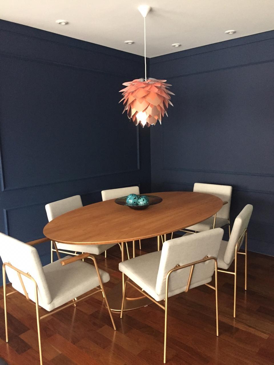 https://a.1stdibscdn.com/pilar-oval-dining-table-golden-steel-and-pau-ferro-brazilian-wood-for-sale-picture-5/f_33041/f_159966911643659983716/ARQUITETA_MARISTELA_CLIENTE_JULIANA_MERY_master.jpg