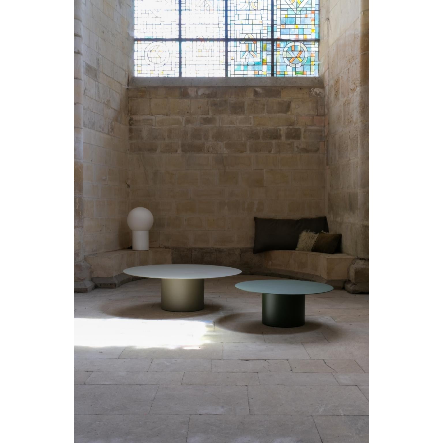 https://a.1stdibscdn.com/gipsy-80-low-basse-metal-table-by-laurence-du-tilly-for-sale-picture-4/f_12192/f_481660521767387967598/A_LaurenceduTilly_tbasses_674_master.jpg