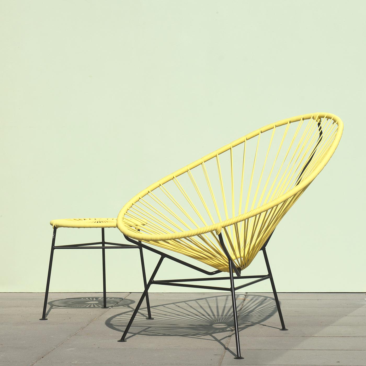 https://a.1stdibscdn.com/yellow-acapulco-chair-by-ok-design-for-sale-picture-2/f_12192/f_414538921726188522897/Acapulco_chair_Yellow_action_4_master.jpg