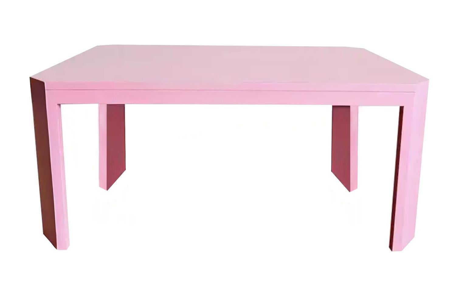 https://a.1stdibscdn.com/geometric-contemporary-aquamarine-lacquered-dining-table-acento-for-sale-picture-4/f_105132/f_459831121753270713752/AcentoPink6_1_master.jpg