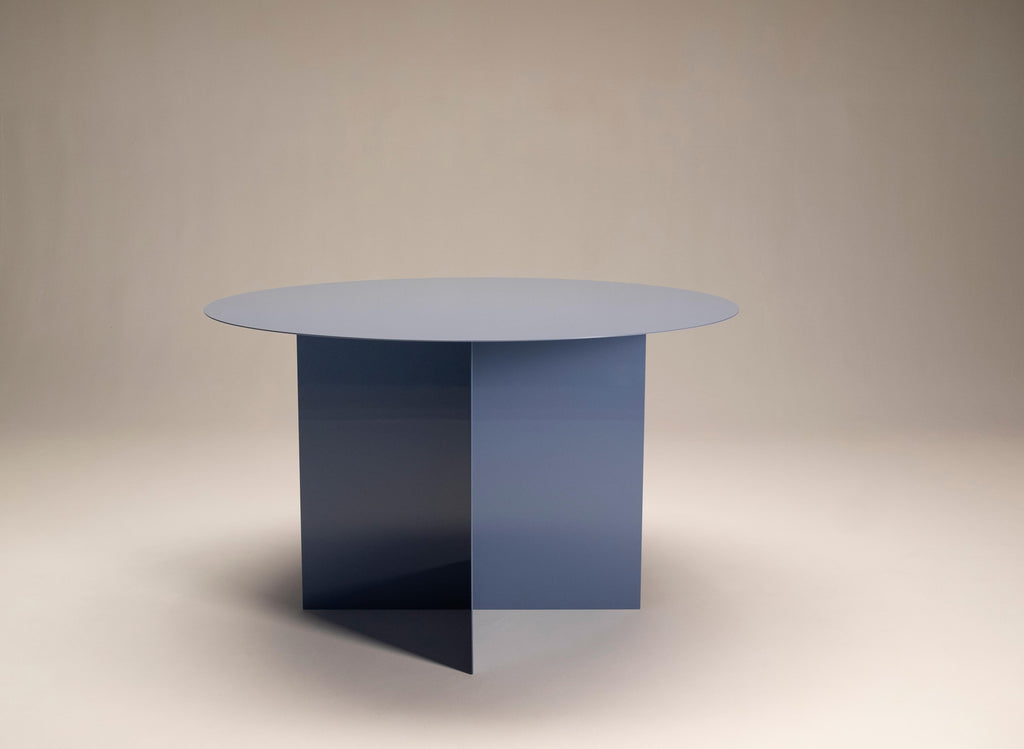 https://a.1stdibscdn.com/across-round-table-for-sale-picture-2/f_20243/f_292441921655984894249/Across_high_round_master.jpg